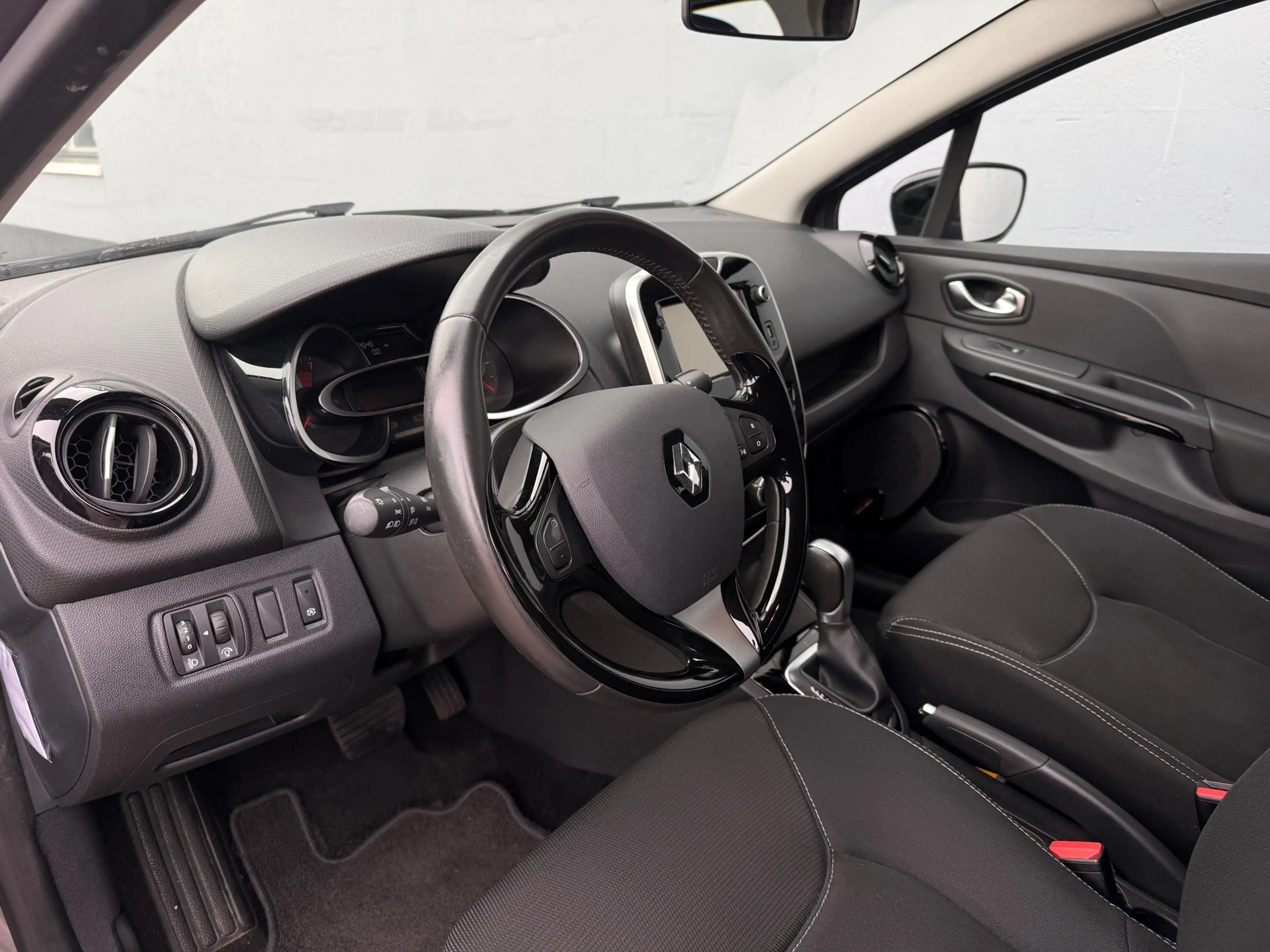 Renault Clio 1.2 Expression Automaat - Navigatie — photo 9