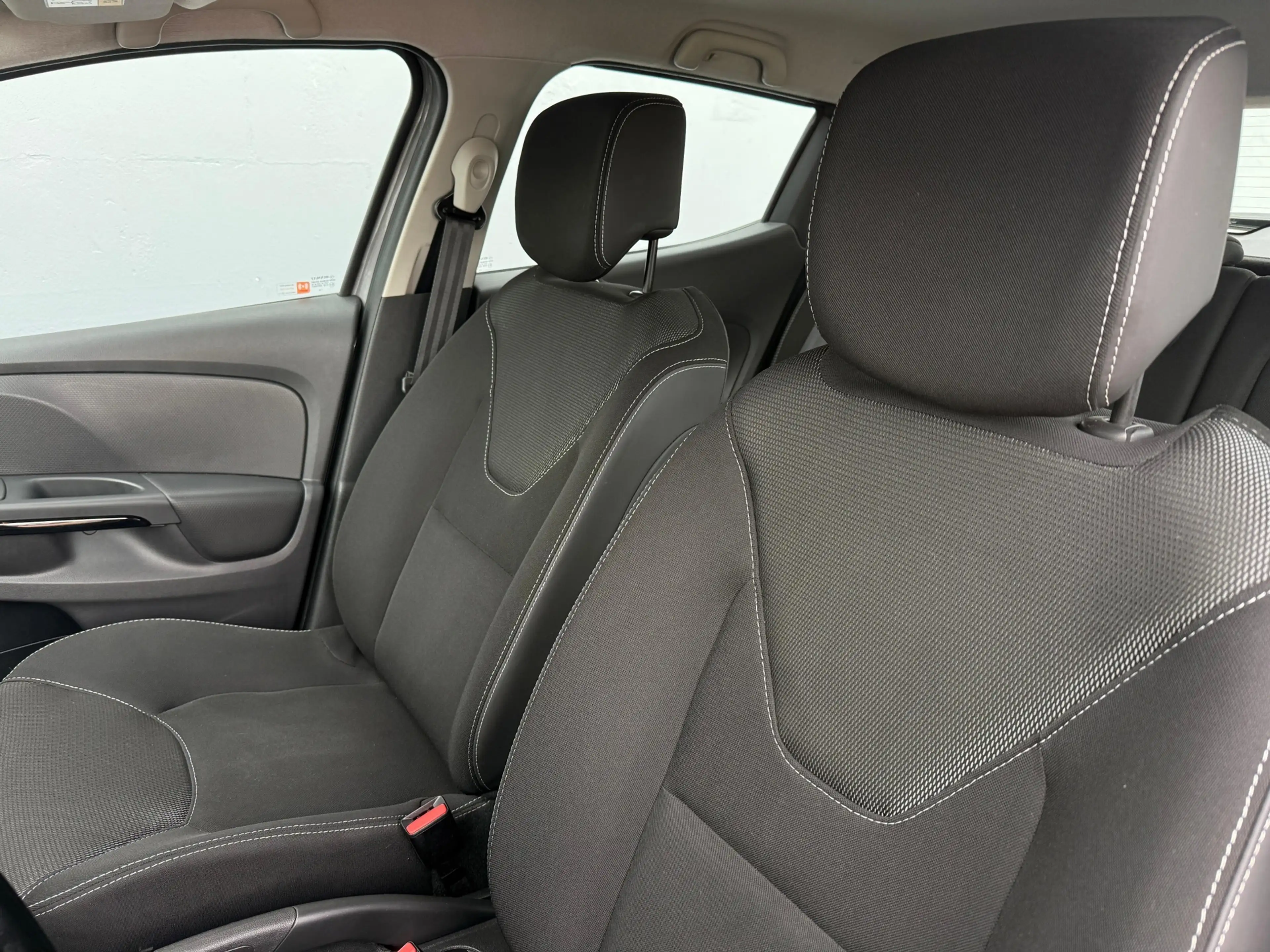 Renault Clio 1.2 Expression Automaat - Navigatie — photo 7