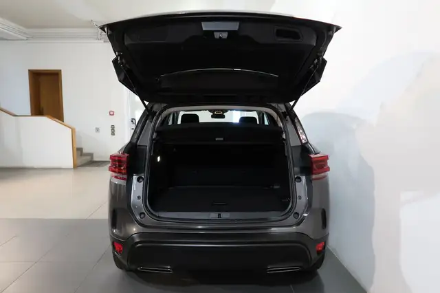 Citroen C5 Aircross view 11