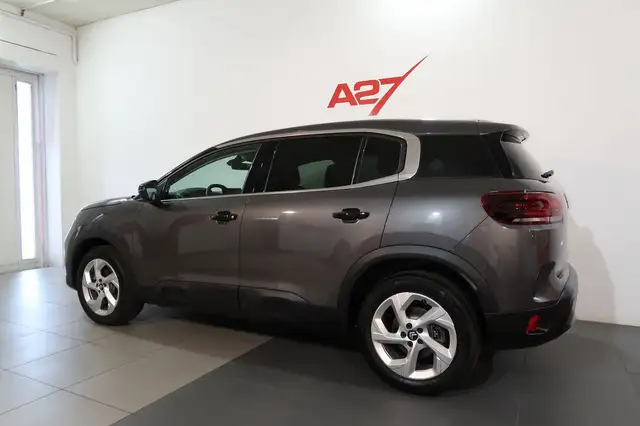 Citroen C5 Aircross view 20