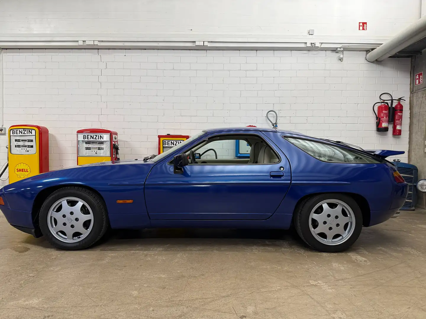 Porsche 928 928 Automatik S 4 Blau - 1