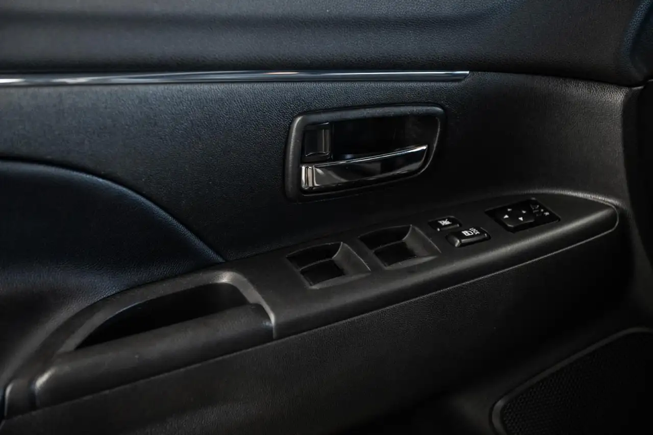 Mitsubishi RVR снимка Mitsubishi RVR