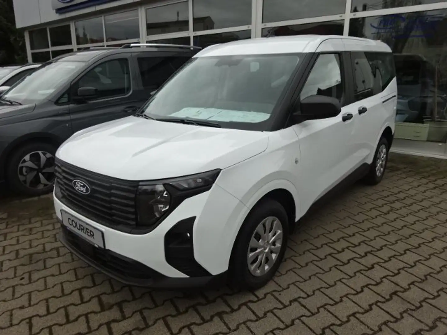 Ford Tourneo Courier Trend *Winter-Paket 2* Bianco - 1