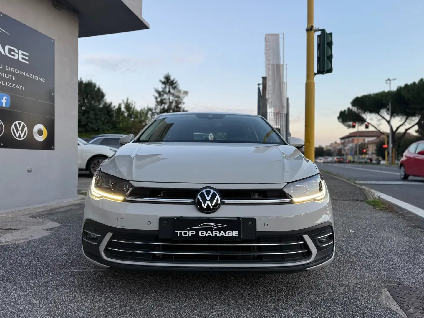 Volkswagen Polo Polo 1.0 tsi Style 95cv dsg Gris - 2