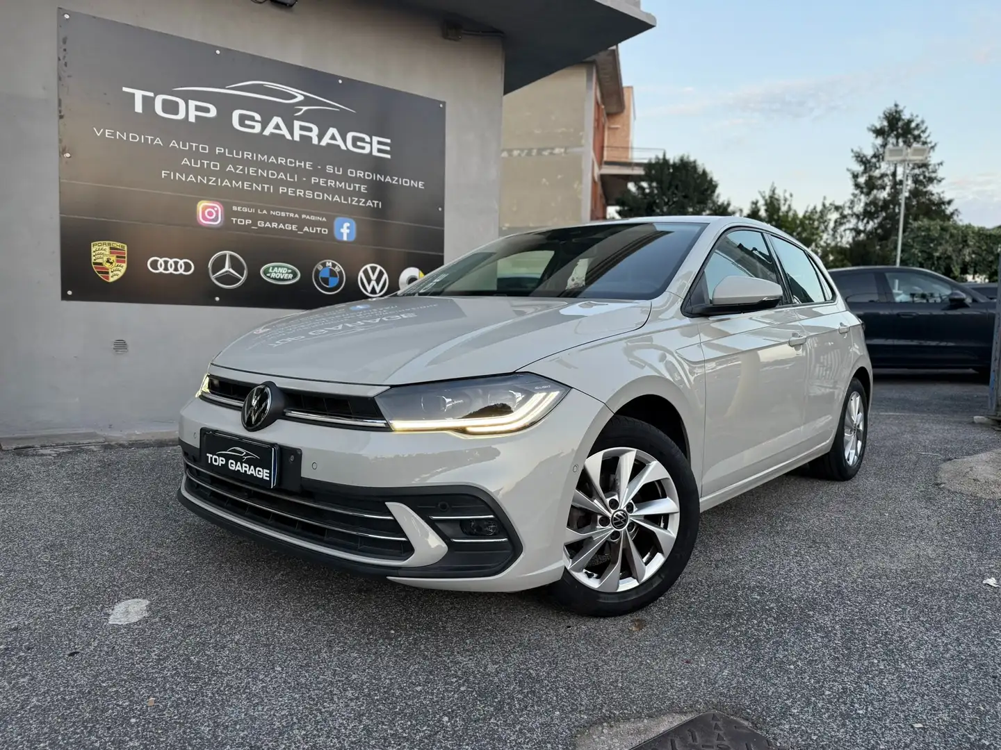 Volkswagen Polo Polo 1.0 tsi Style 95cv dsg Gris - 1