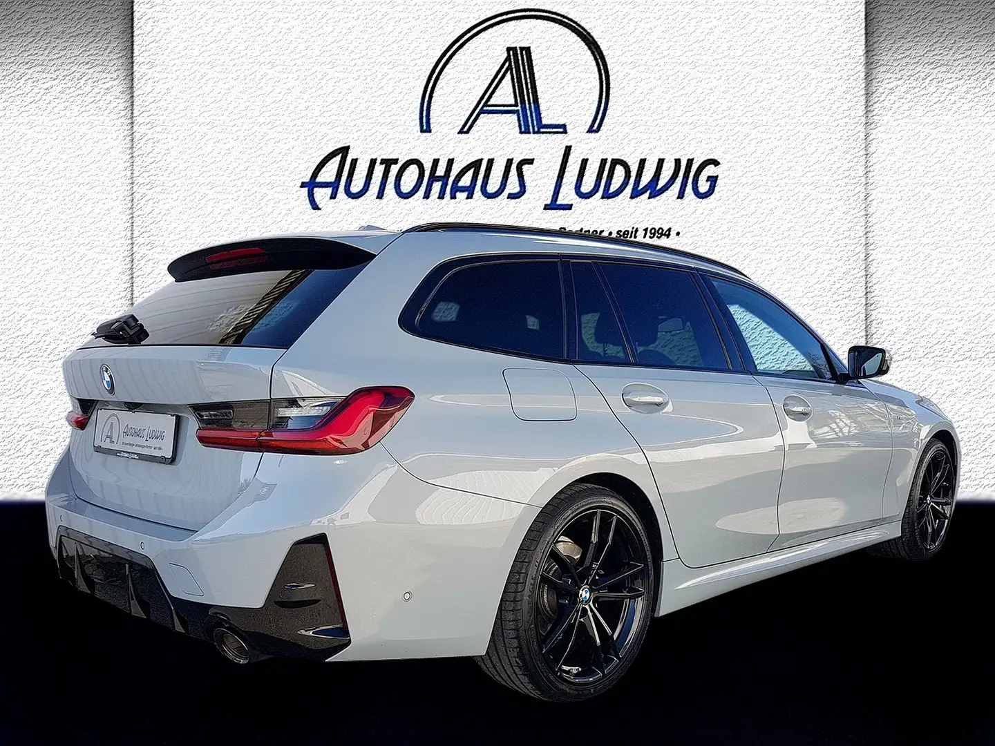 BMW 320 d xDrive*M-Sport*HUD*Driv-Professional*NP:74.500,- Grijs - 2