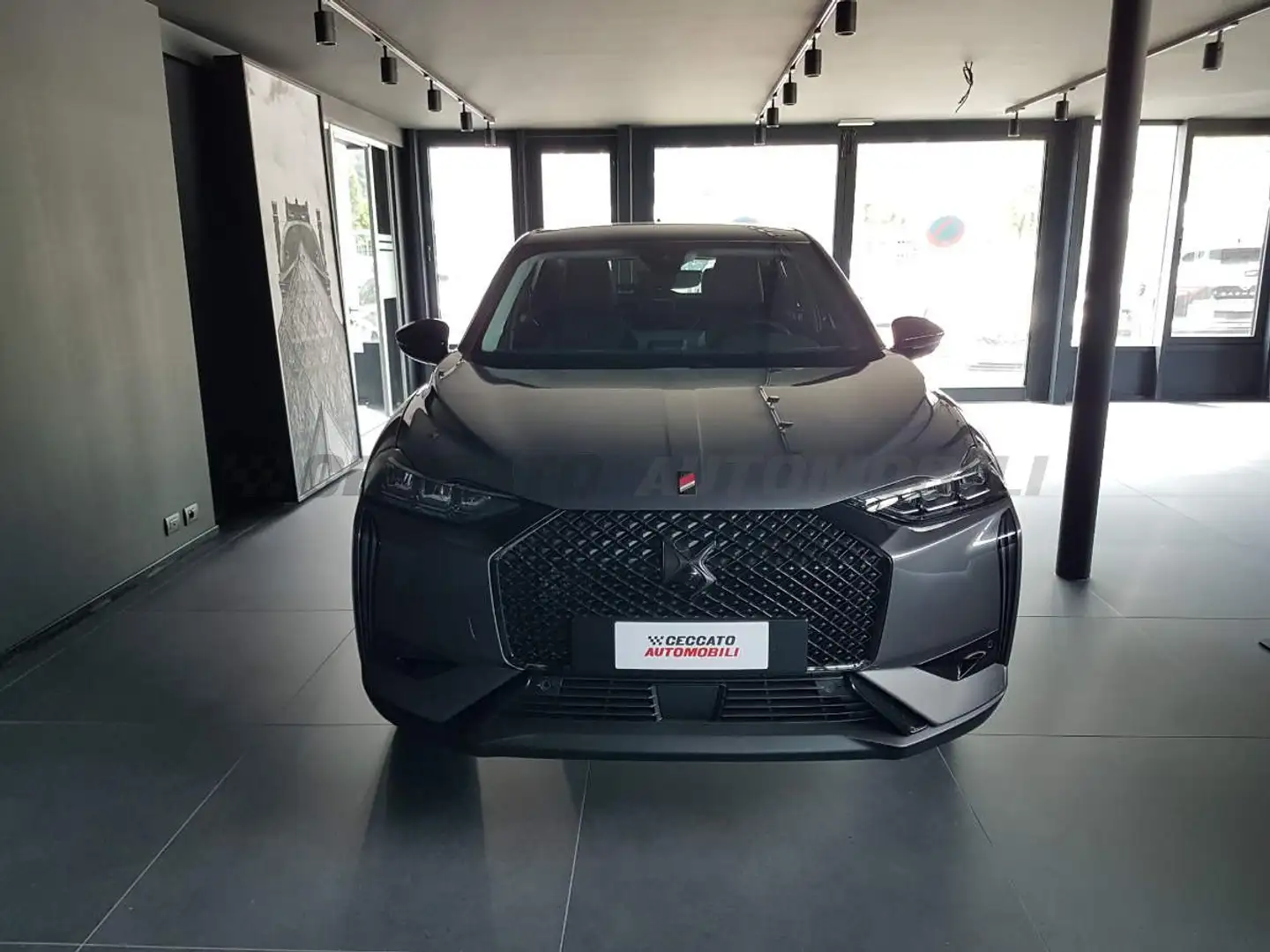 DS Automobiles DS 3 DS3 1.2 puretech Performance Line 130cv auto Gri - 2