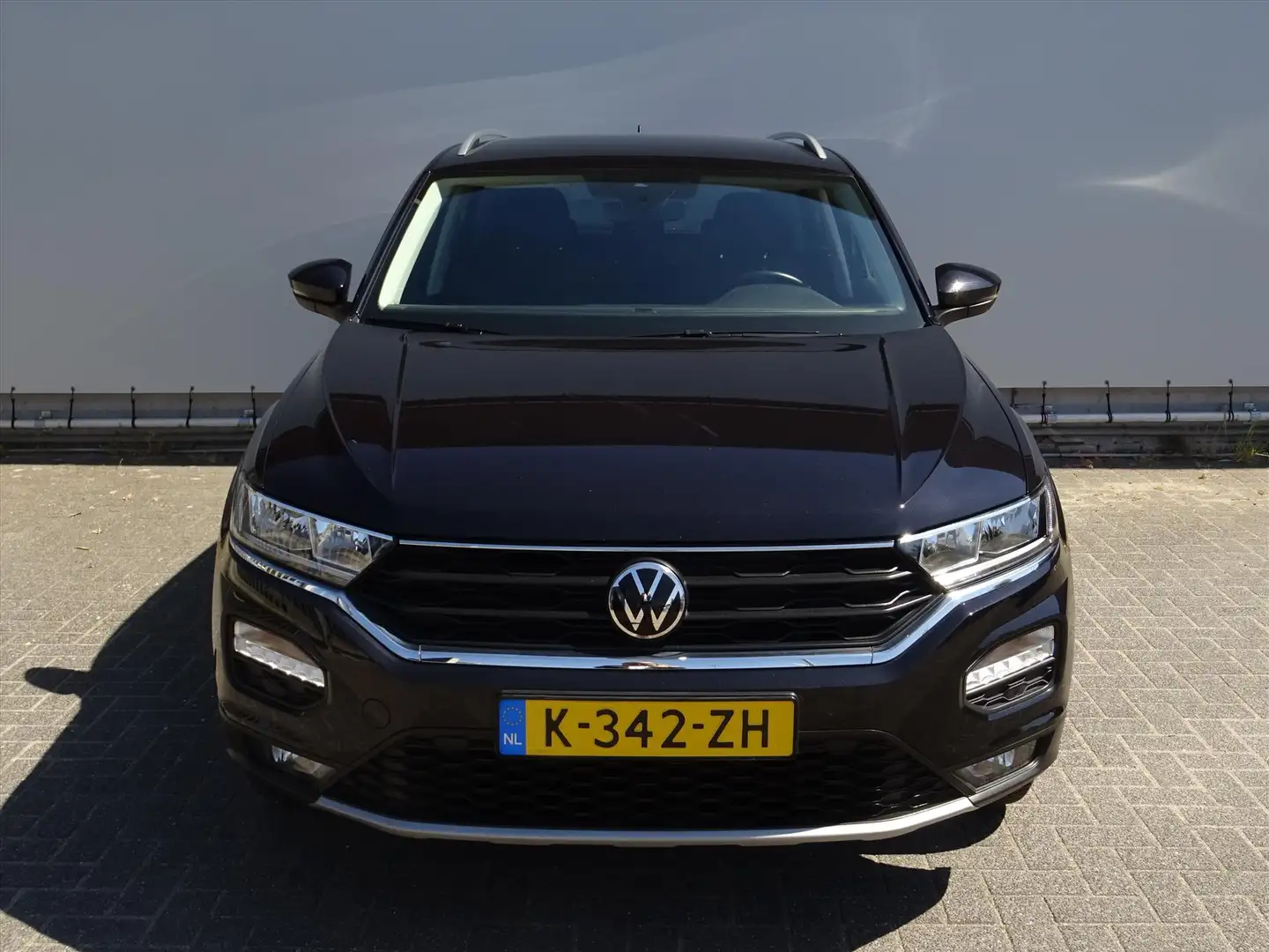 Volkswagen T-Roc 1.5 TSI 150pk Style Business Noir - 2