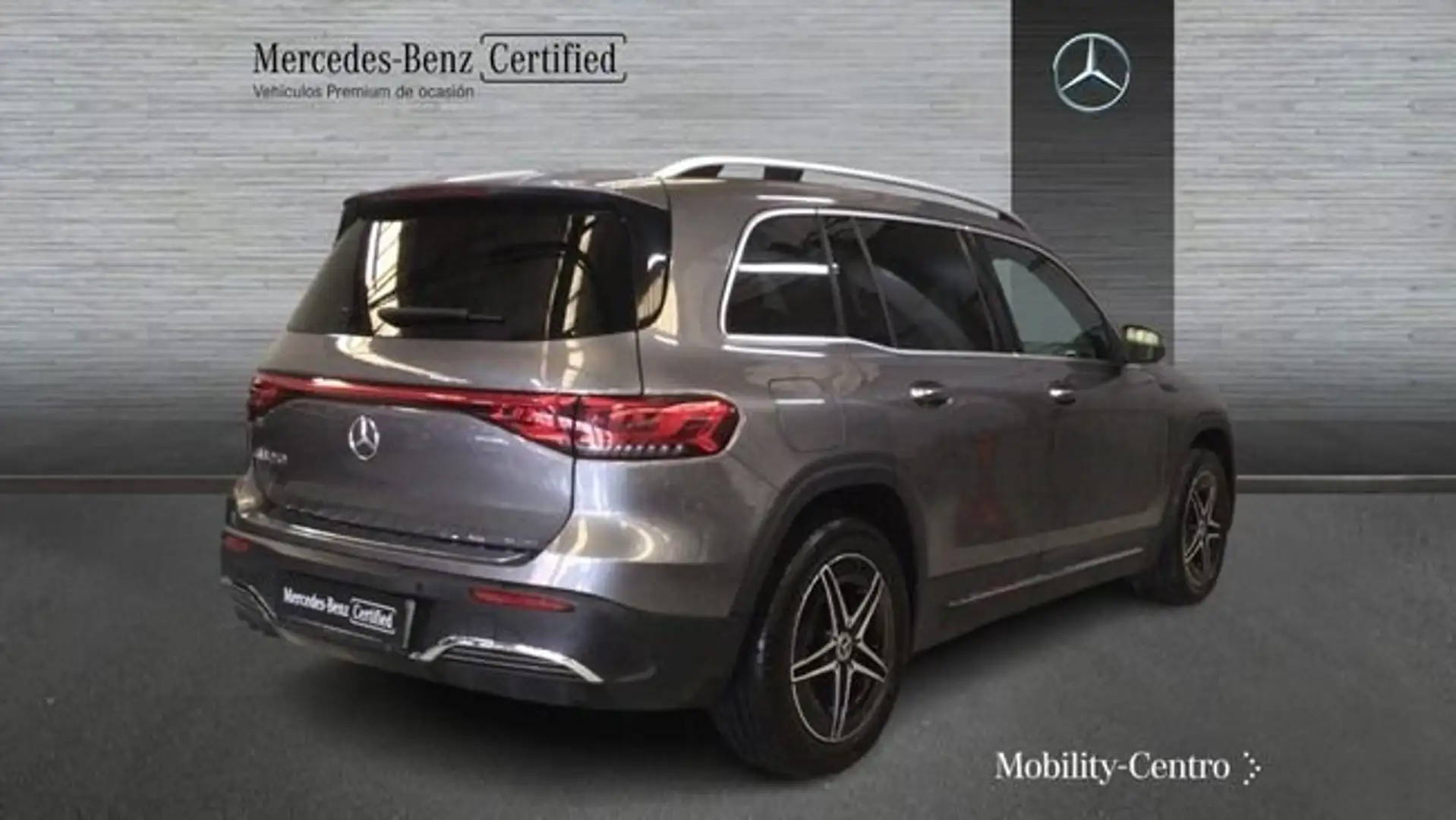 Mercedes-Benz EQB 250 Gris - 2