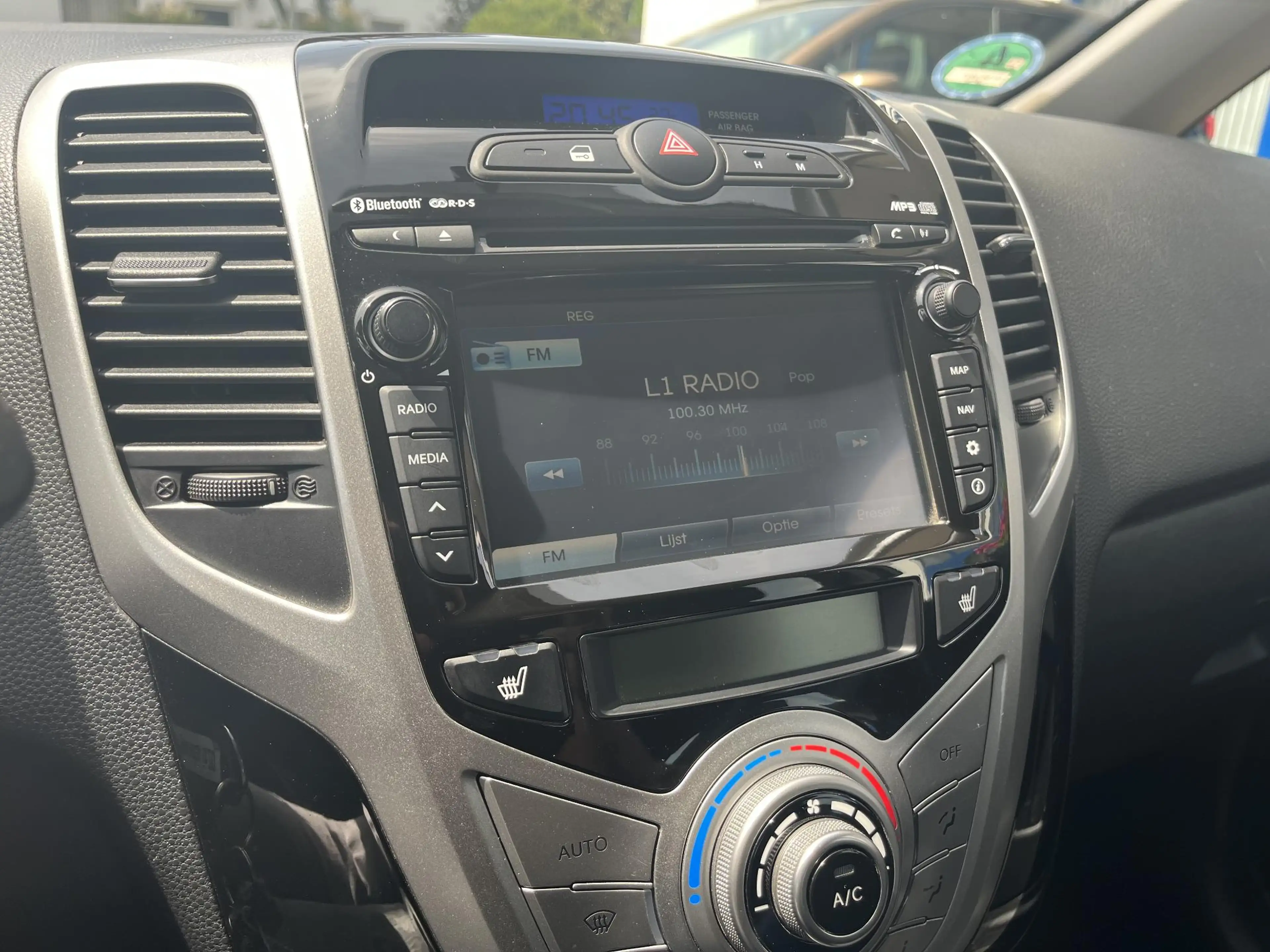 Hyundai iX20 1.6i Premium l Automaat, Stoel/stuur-verwarming, C — photo 27