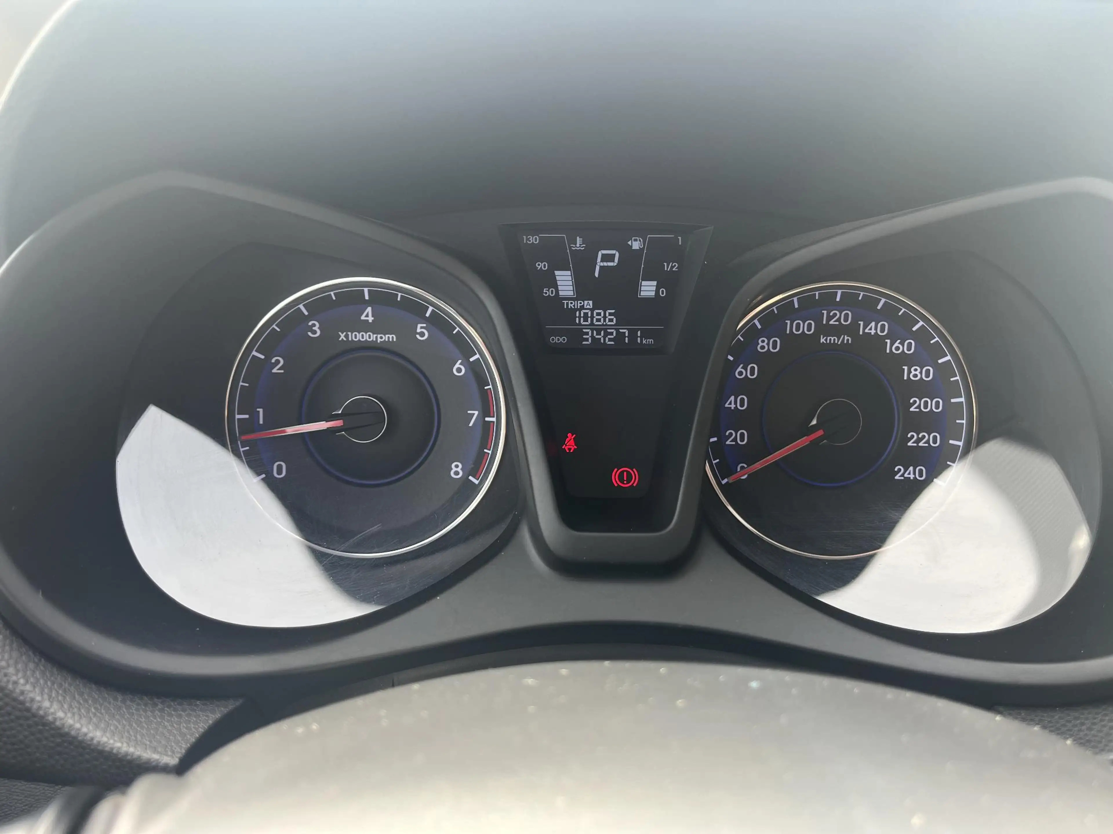 Hyundai iX20 1.6i Premium l Automaat, Stoel/stuur-verwarming, C — photo 21