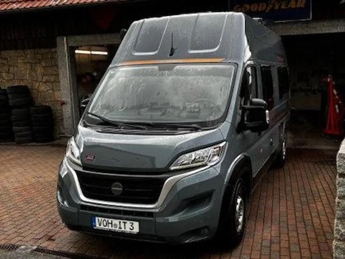 Weinsberg CaraBus 600 DQ Grau - 2