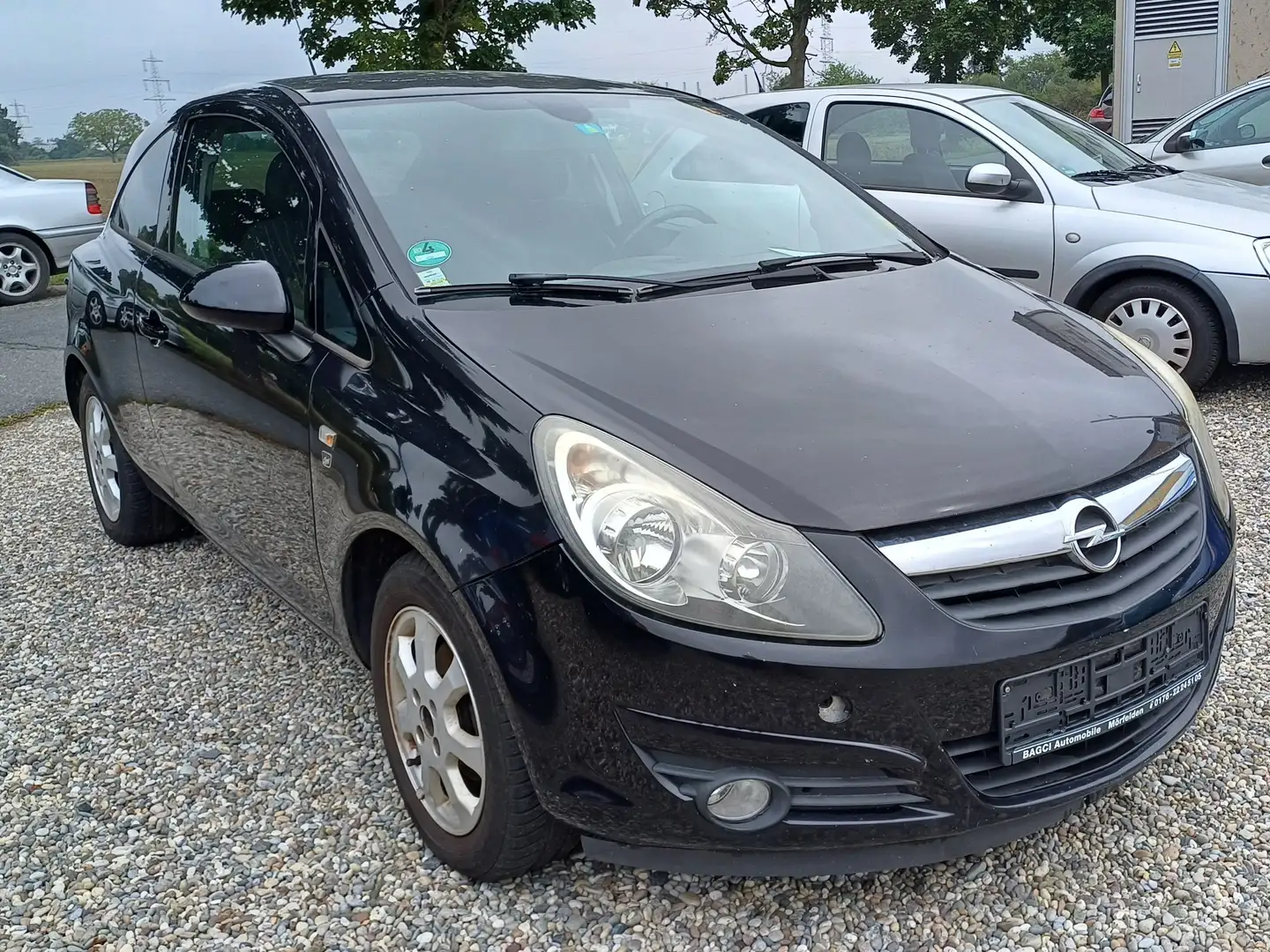 Opel Corsa Edition "111 Jahre" Schwarz - 2
