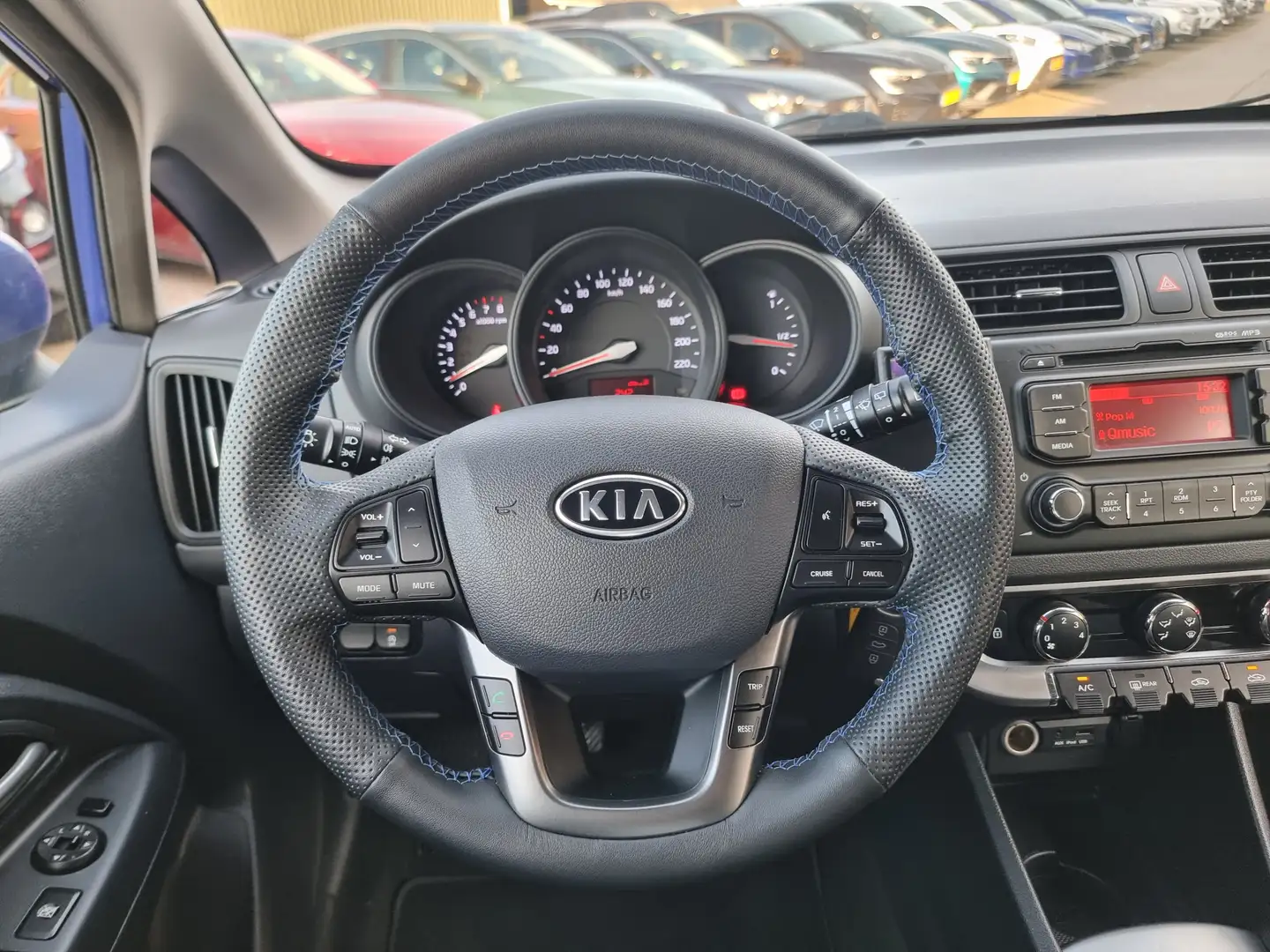 Kia Rio 1.2 CVVT Plus Pack | Parrot | Sport uiterlijk | Blau - 2