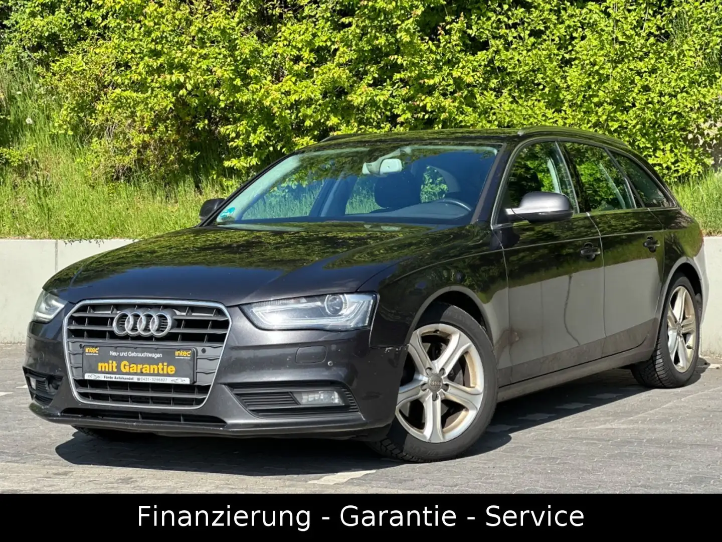 Audi A4 Avant 3.0 TDI/AUTOMATIK/KEYLESS/ACC/LED/ALU Grau - 1