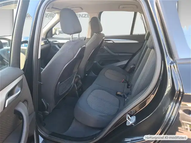 BMW X1 view 11
