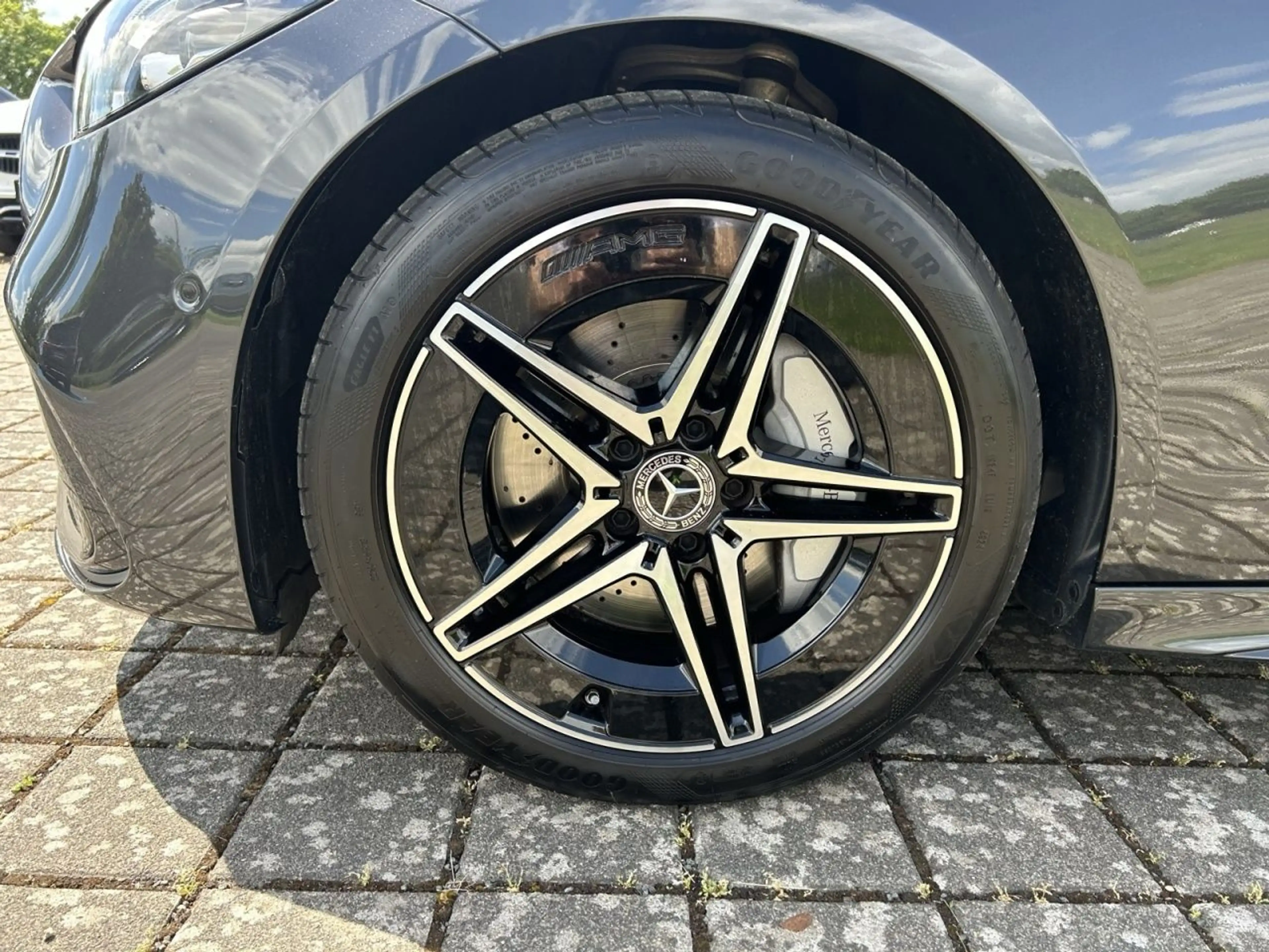 Mercedes-Benz C 200 T AMG+NIGHT+TOTW+AMBIENTE+ILS+360+PANO+KAM — photo 11