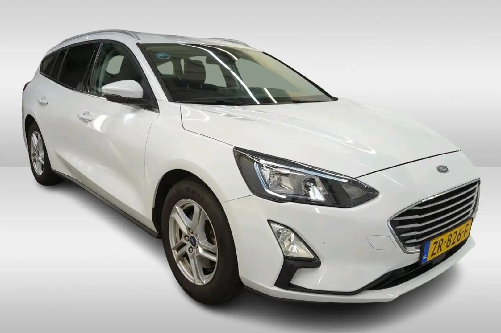 Ford Focus Wagon 1.0 EcoBoost 101PK Trekhaak Trend Edition Bu Wit - 2