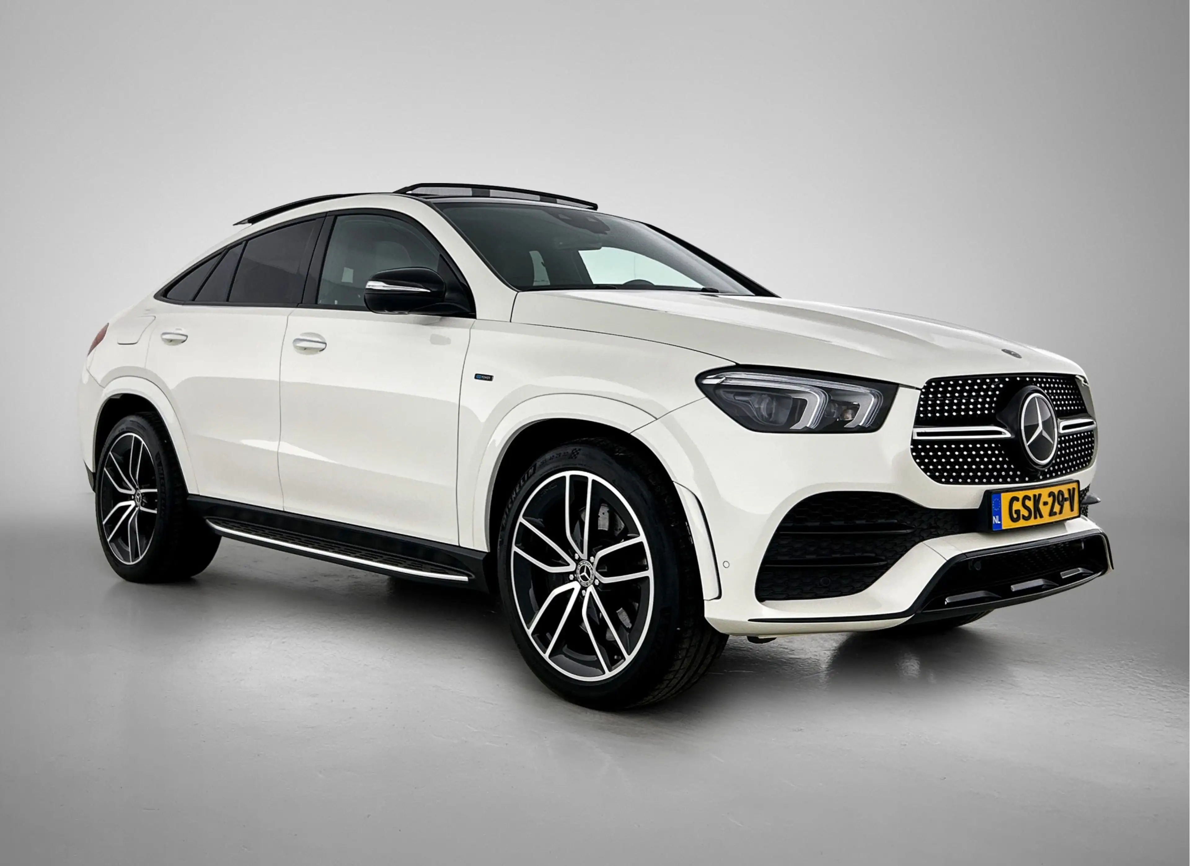 Mercedes-Benz GLE 350 e 4MATIC | Panoramadak | 360° camera | Airmatic | — photo 15