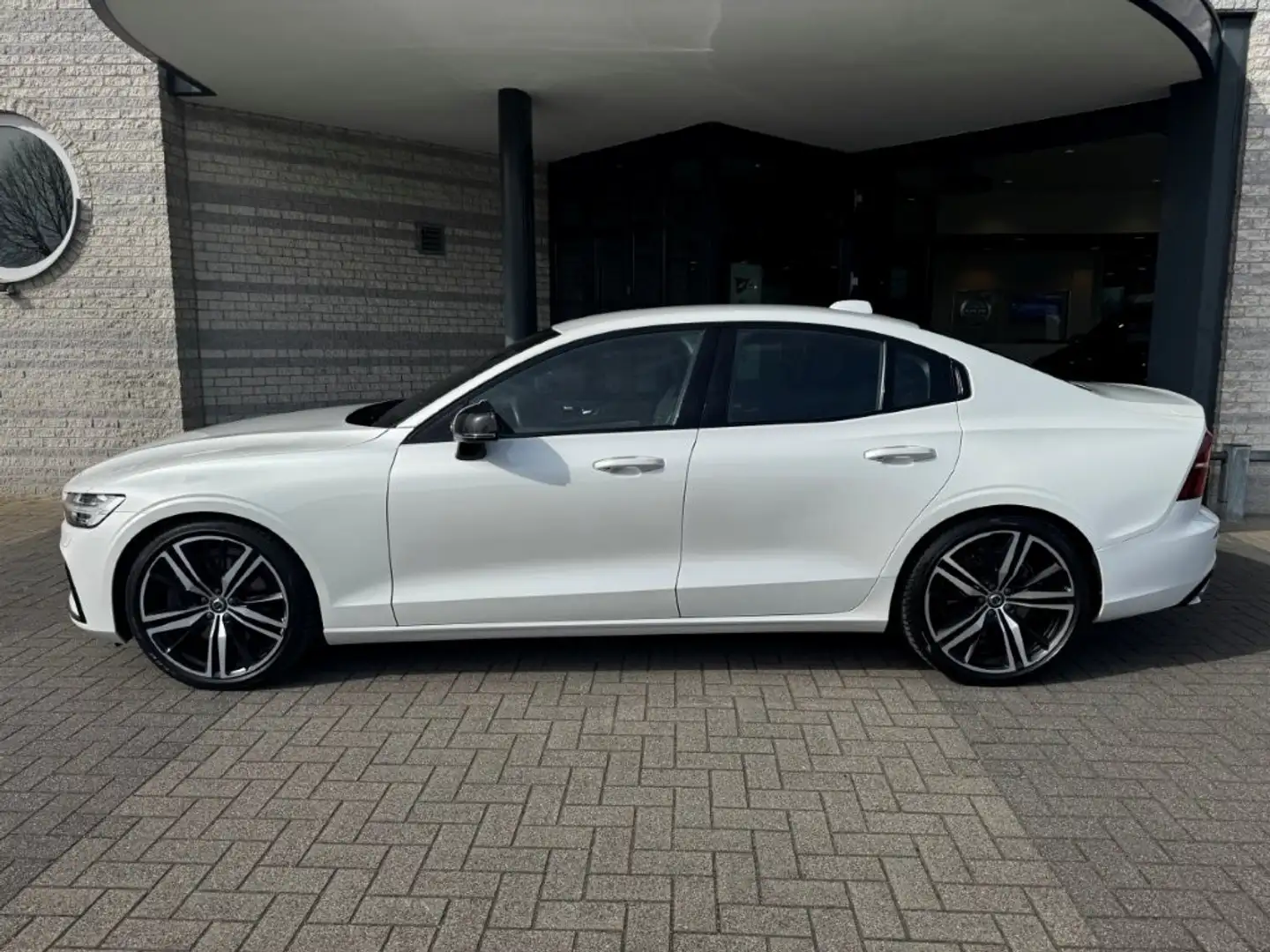 Volvo S60 B5 Mild Hybrid 250pk GT R-Design | Trekh. | 19 Inc Blanco - 2