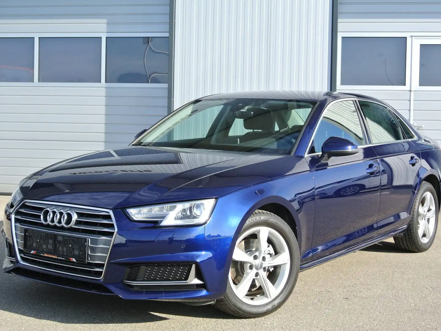 Audi A4 30 TDI sport ** virtual Cockpit * LED * NAVI * Blau - 1