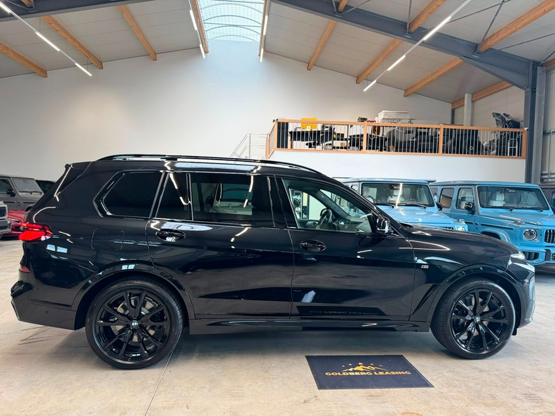 BMW X7 40d M Sport B&W Exclus Execut Iconi Integral — photo 8