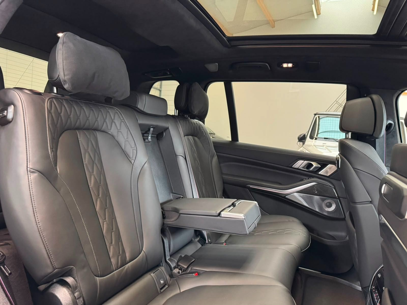 BMW X7 40d M Sport B&W Exclus Execut Iconi Integral — photo 4