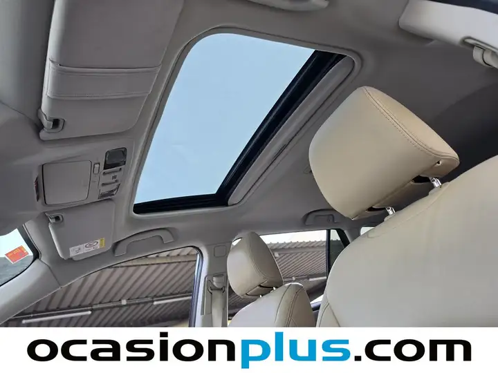 Subaru Outback 2.0 TD Executive Plus CVT Lineartronic 2015, foto 7