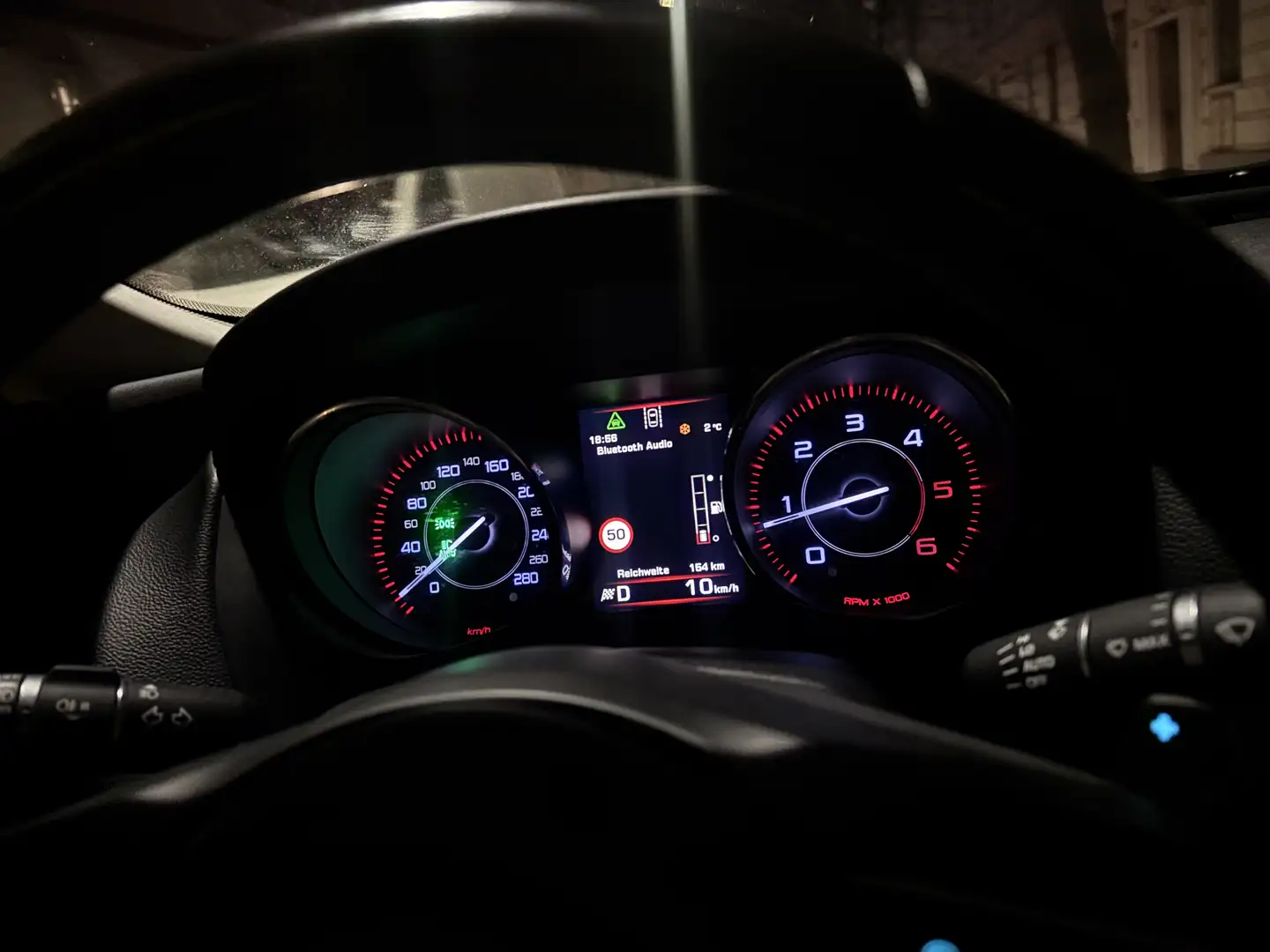 Jaguar XE 20d Aut. Prestige - 2