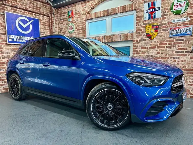 Mercedes-Benz GLA 220 GLA 220d 2.0 190cv 4x4 Auto AMG-LINE