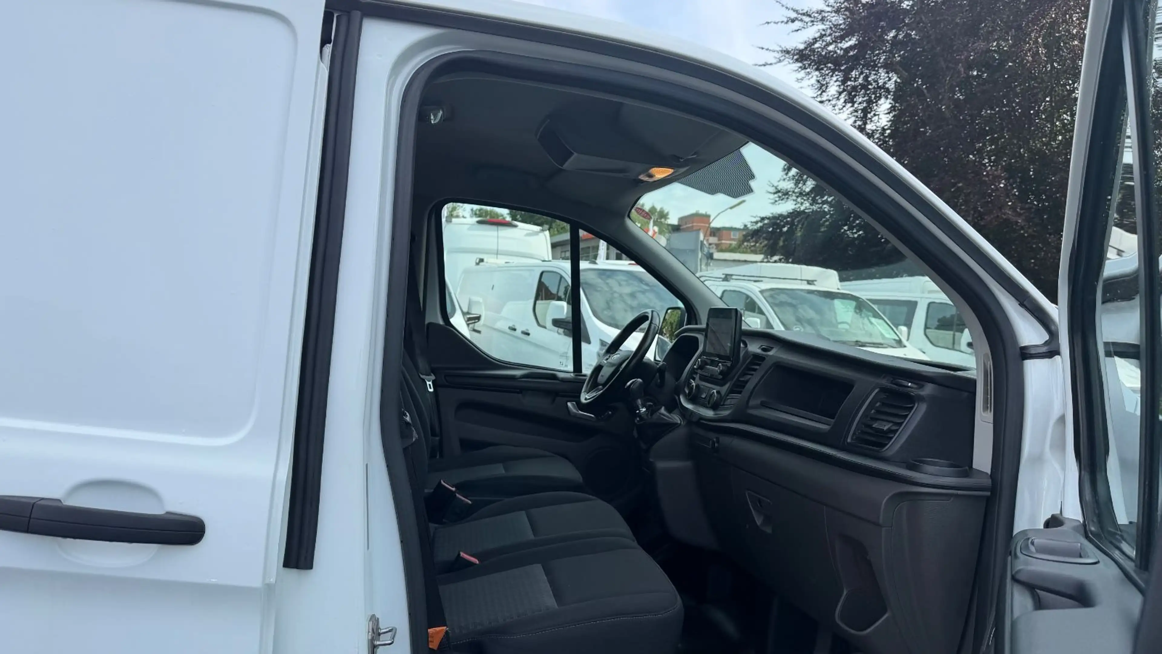 Ford Transit Custom TRANSIT CUSTOM 300 L2 TREND SYNC3/SITZHZ/PDC — photo 10