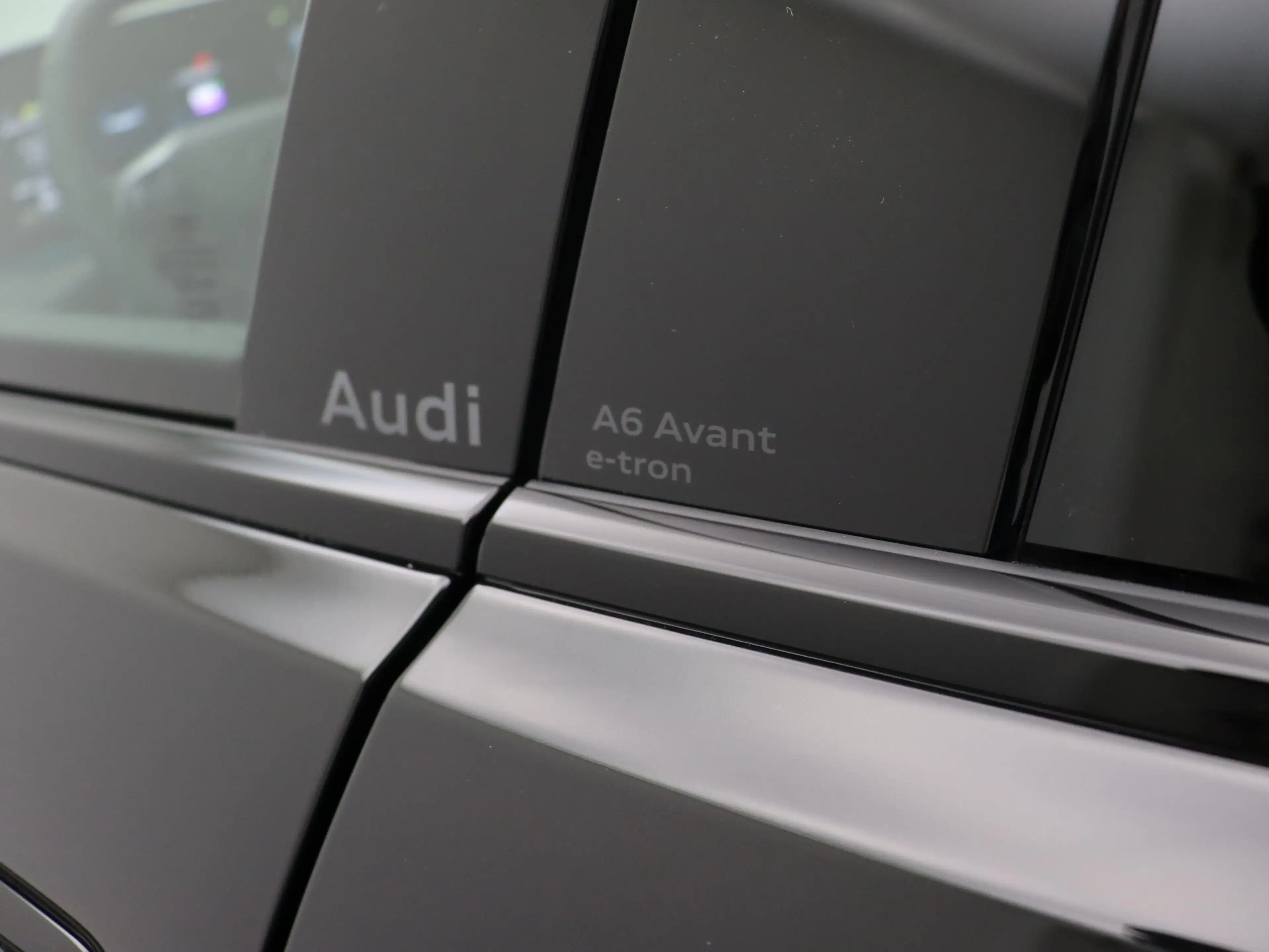 Audi A6 e-tron Avant e-tron 367pk S edition — photo 15