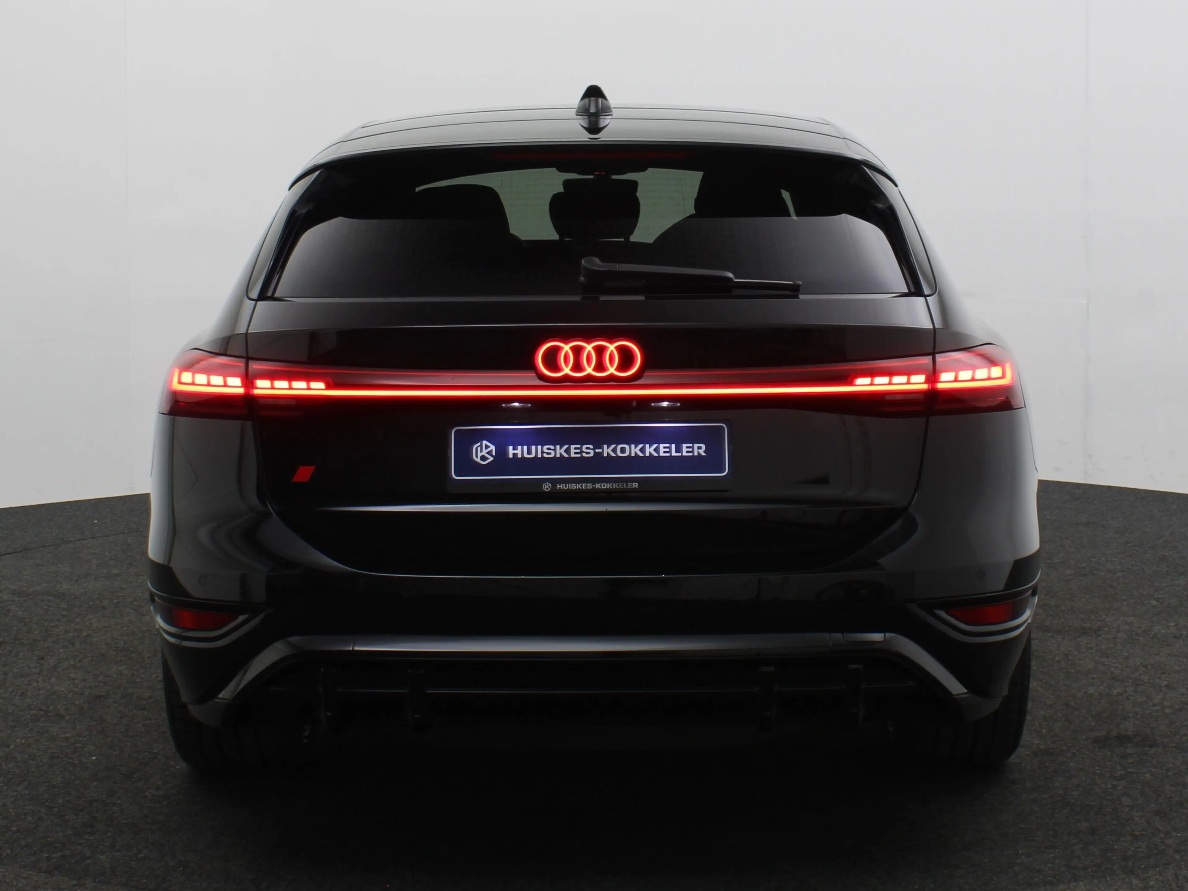 Audi A6 e-tron Avant e-tron 367pk S edition — photo 10