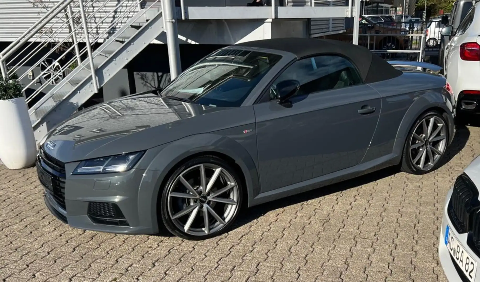 Audi TT Roadster 1.8 TFSI S tronic S Line 20 Zoll - 2