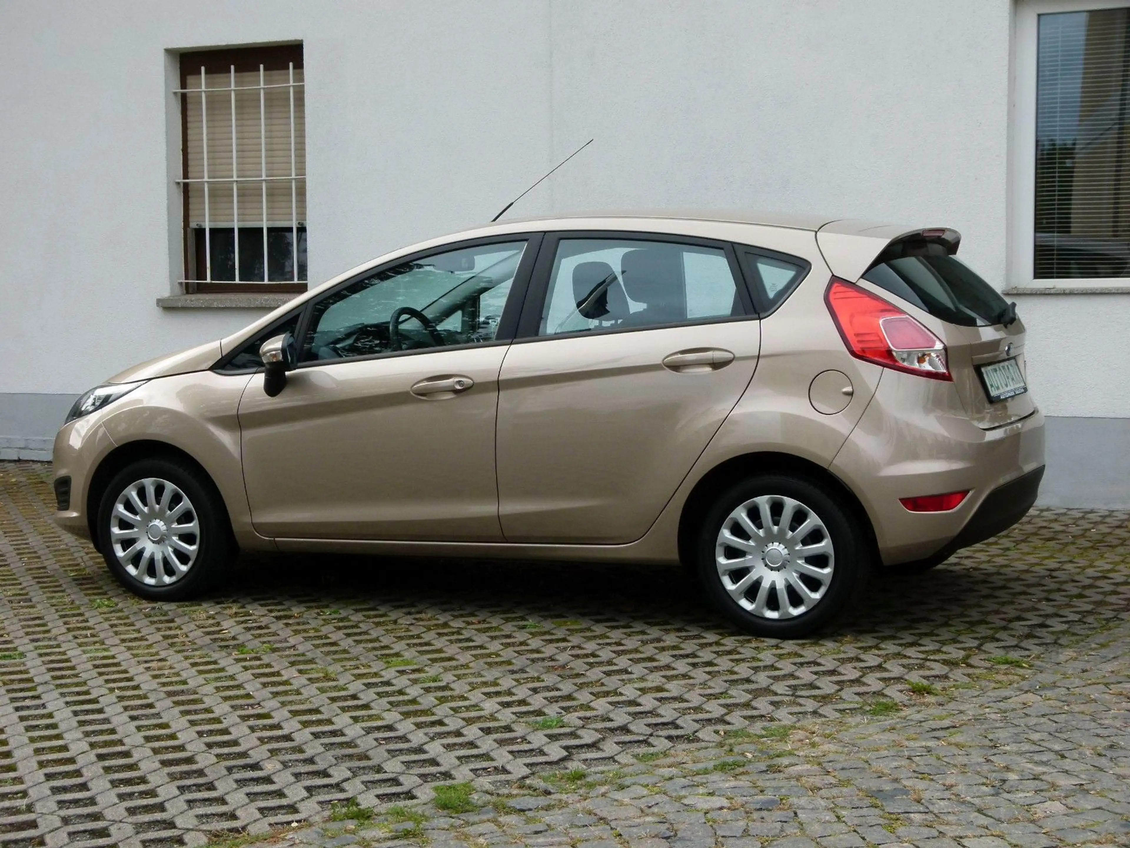 Ford Fiesta 1.25i 1.Hand Klima TÜV 2028 +GARANTIE+ — photo 2