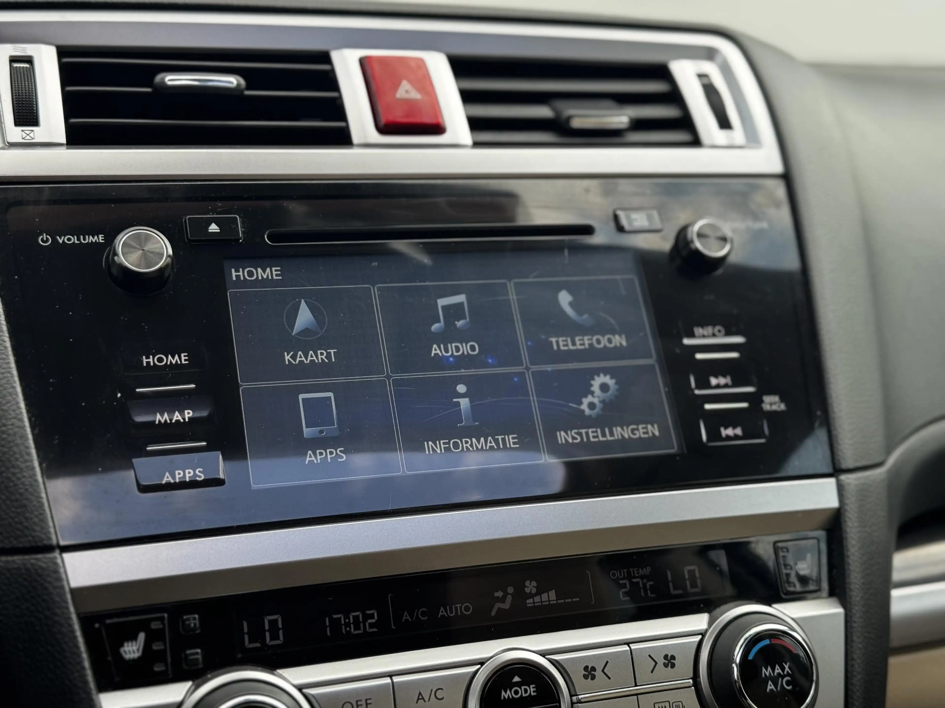 Subaru OUTBACK 2.5i Premium / Trekhaak 2000 kg / 10-2017 / duurst — photo 46