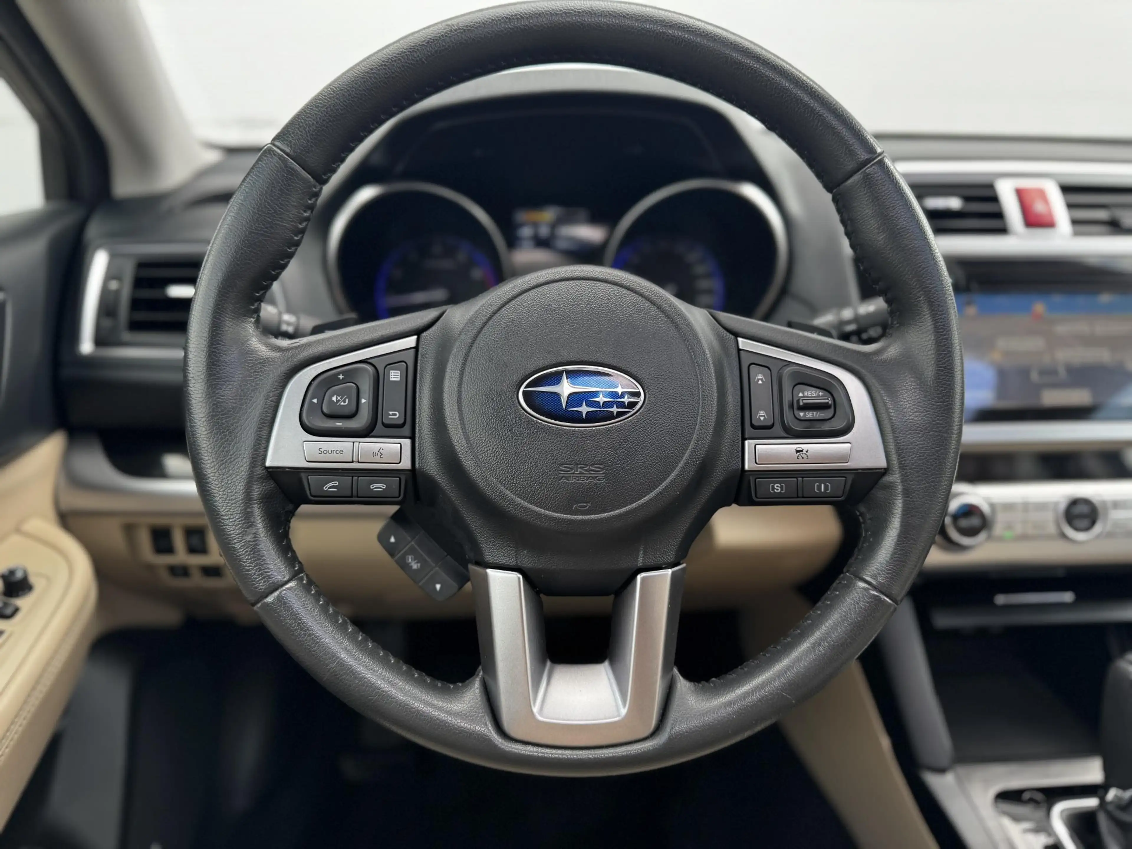 Subaru OUTBACK 2.5i Premium / Trekhaak 2000 kg / 10-2017 / duurst — photo 34