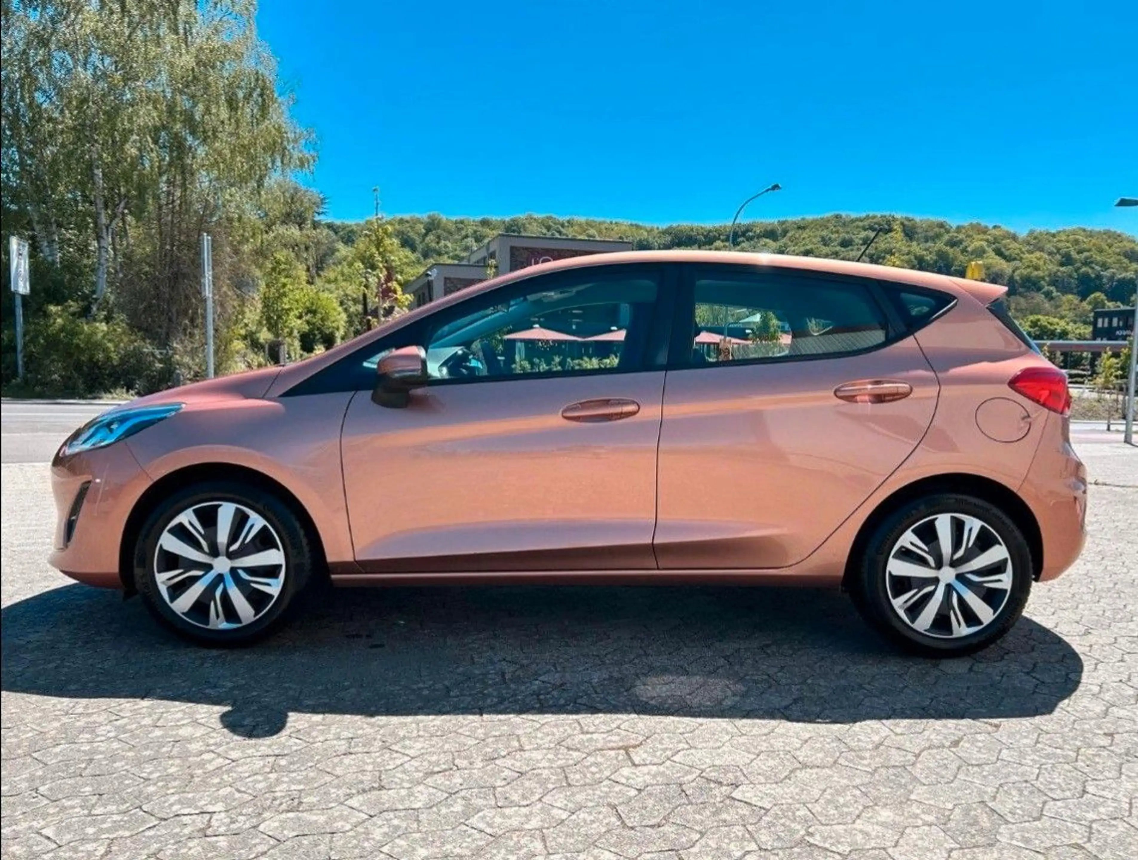 Ford Fiesta COOL & CONNECT LANE ASSIST + SHZ — photo 6