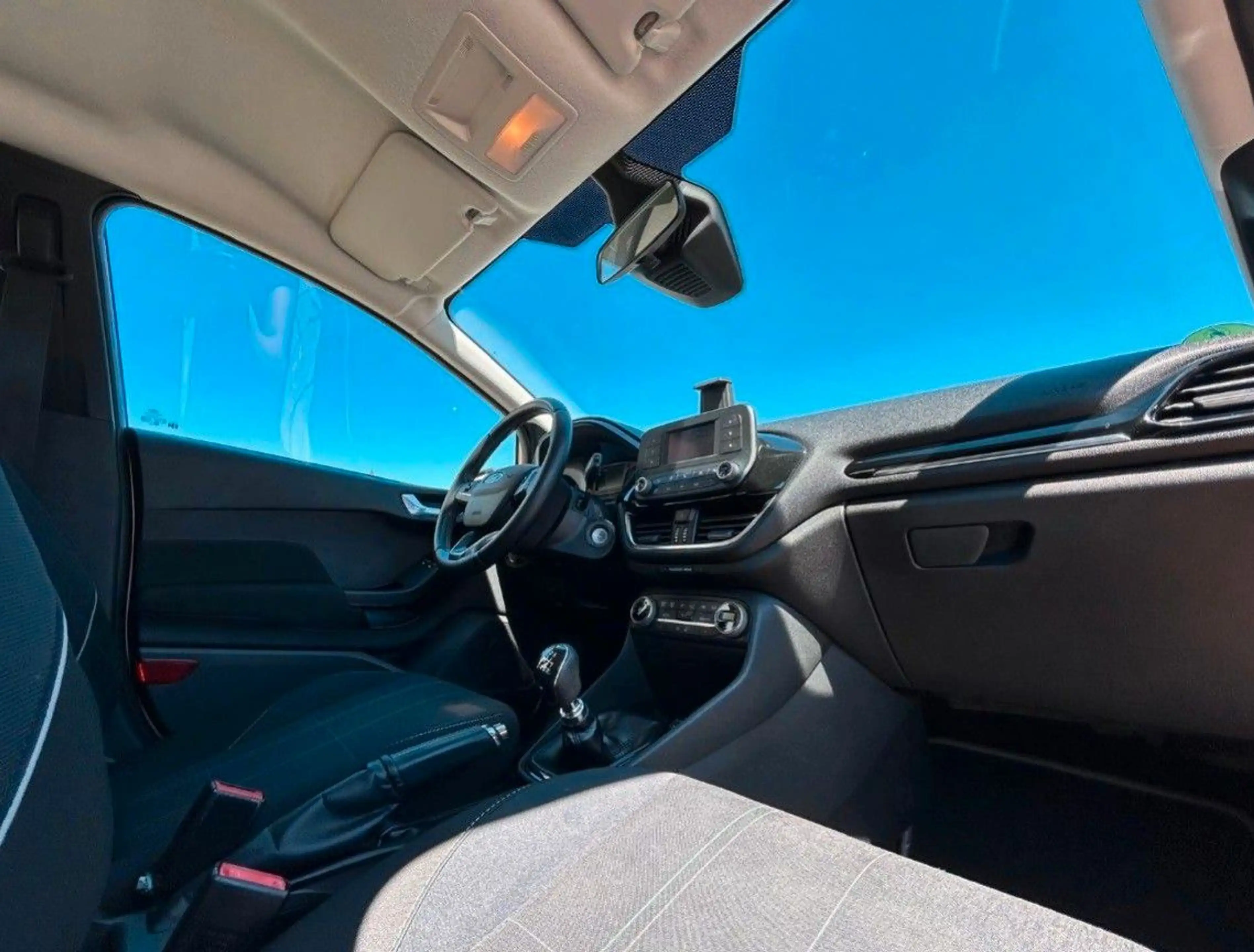 Ford Fiesta COOL & CONNECT LANE ASSIST + SHZ — photo 12