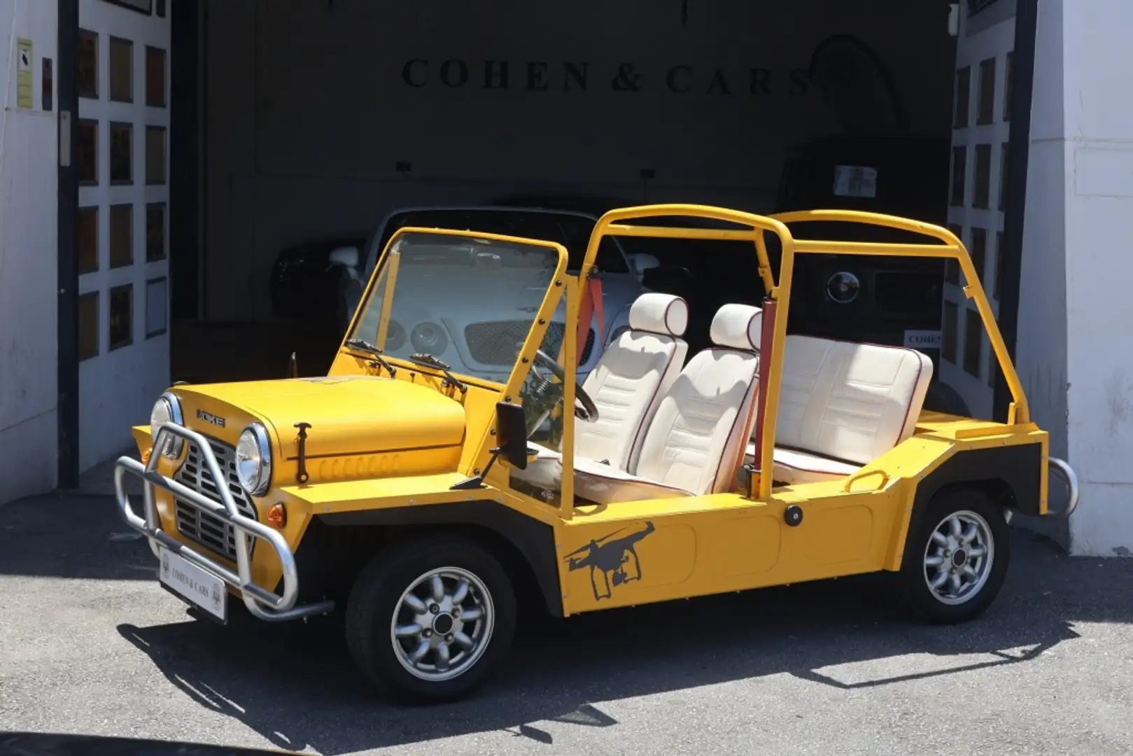 Austin Mini Moke Żółty - 2