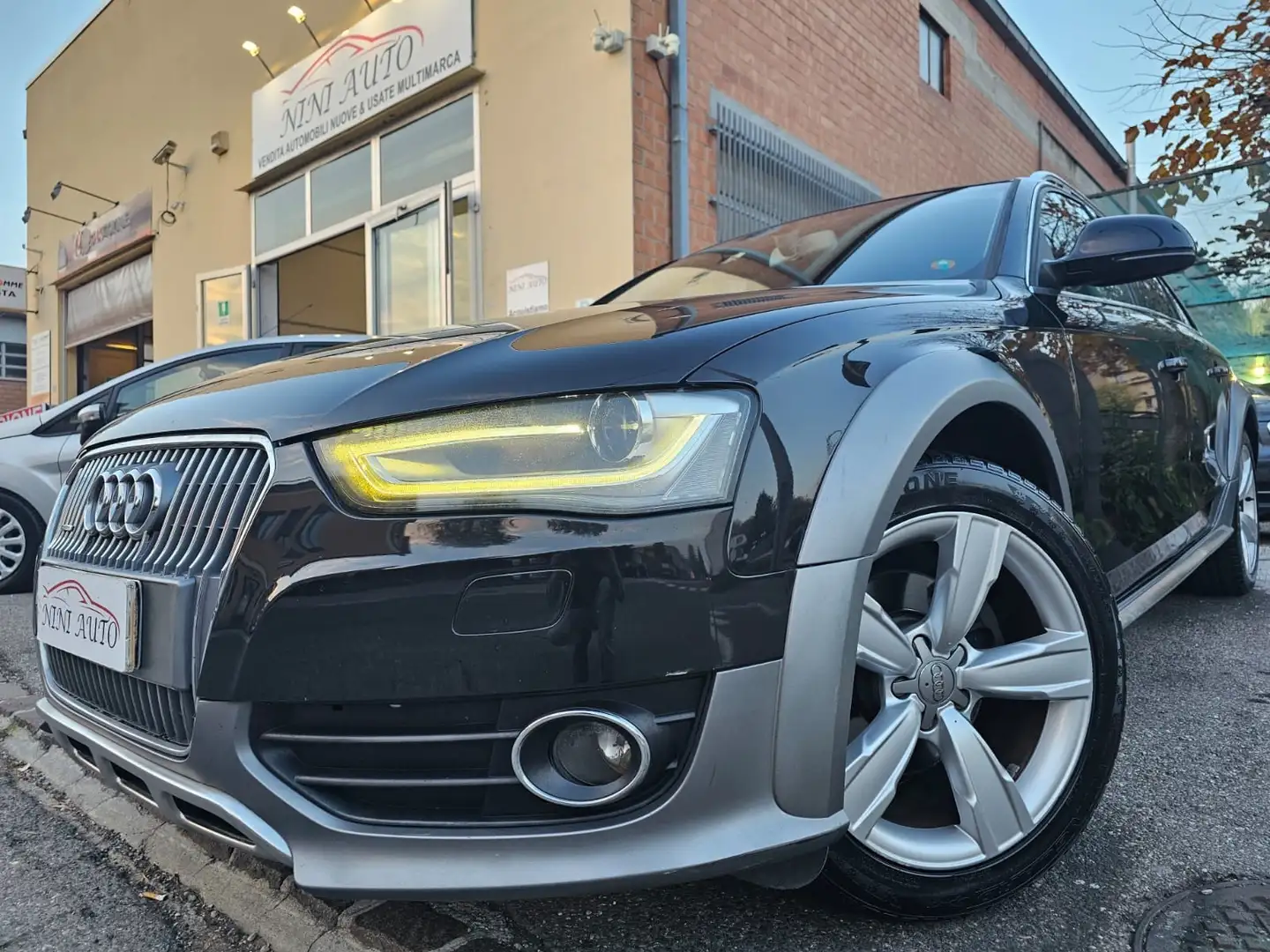 Audi A4 allroad 2.0 TDI 177cv Business*S-Tronic*Navi*Pdc*Bi-Xeno* Nero - 1