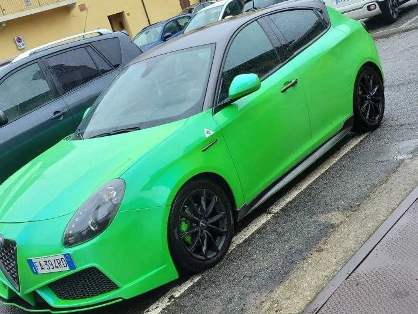 Alfa Romeo Giulietta Giulietta+III+2010+1.6+jtdm+Moving Green - 2