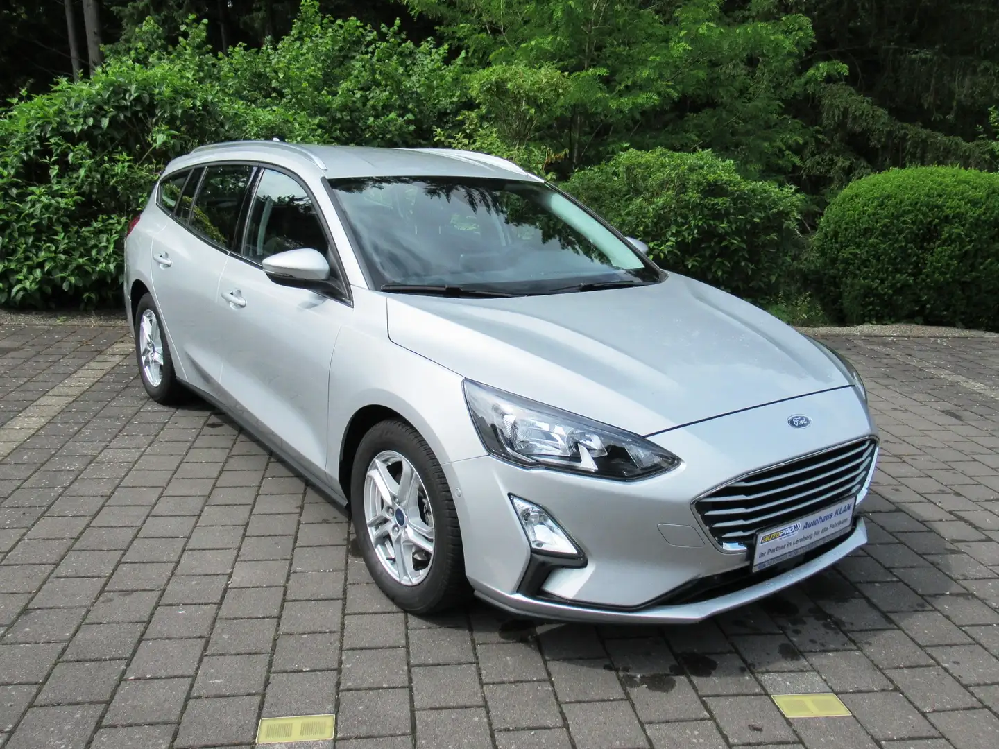 Ford Focus Turnier 1.0 EcoBoost COOL&CONNECT Argent - 1