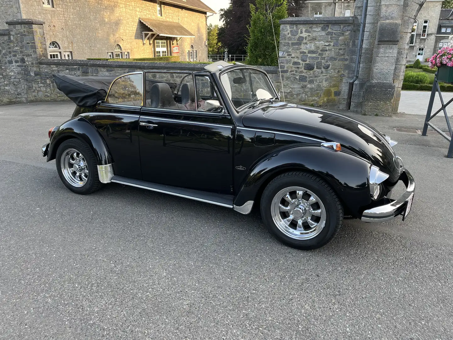 Volkswagen Coccinelle karmann 1302 - 2