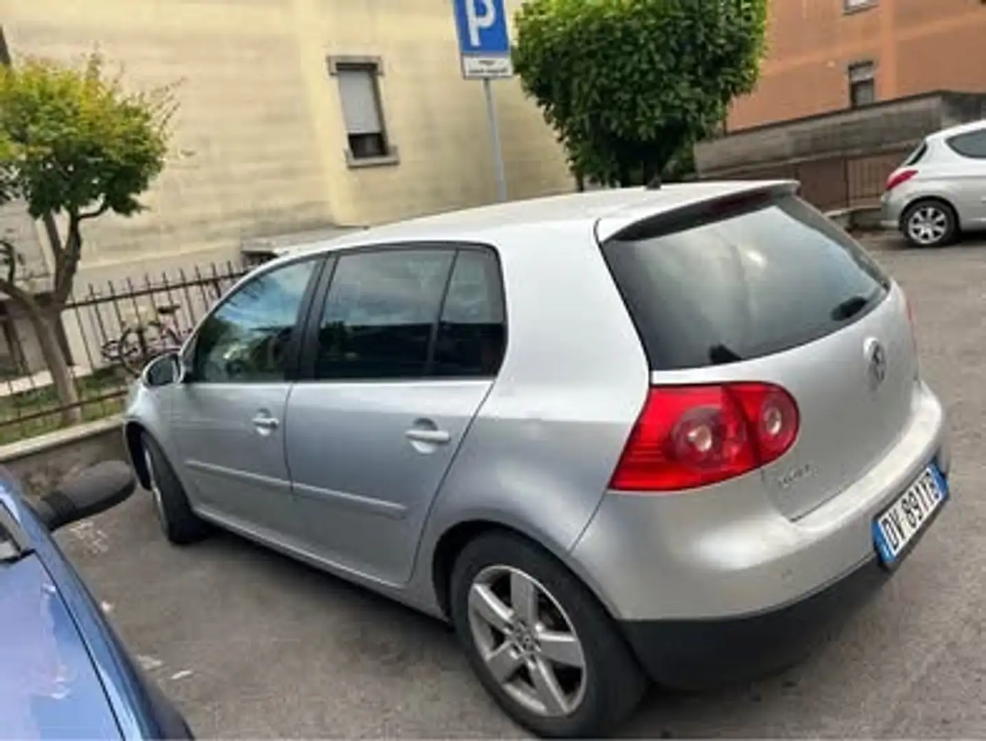 Volkswagen Golf Golf V 2003 3p 1.9 tdi United dpf Argento - 1