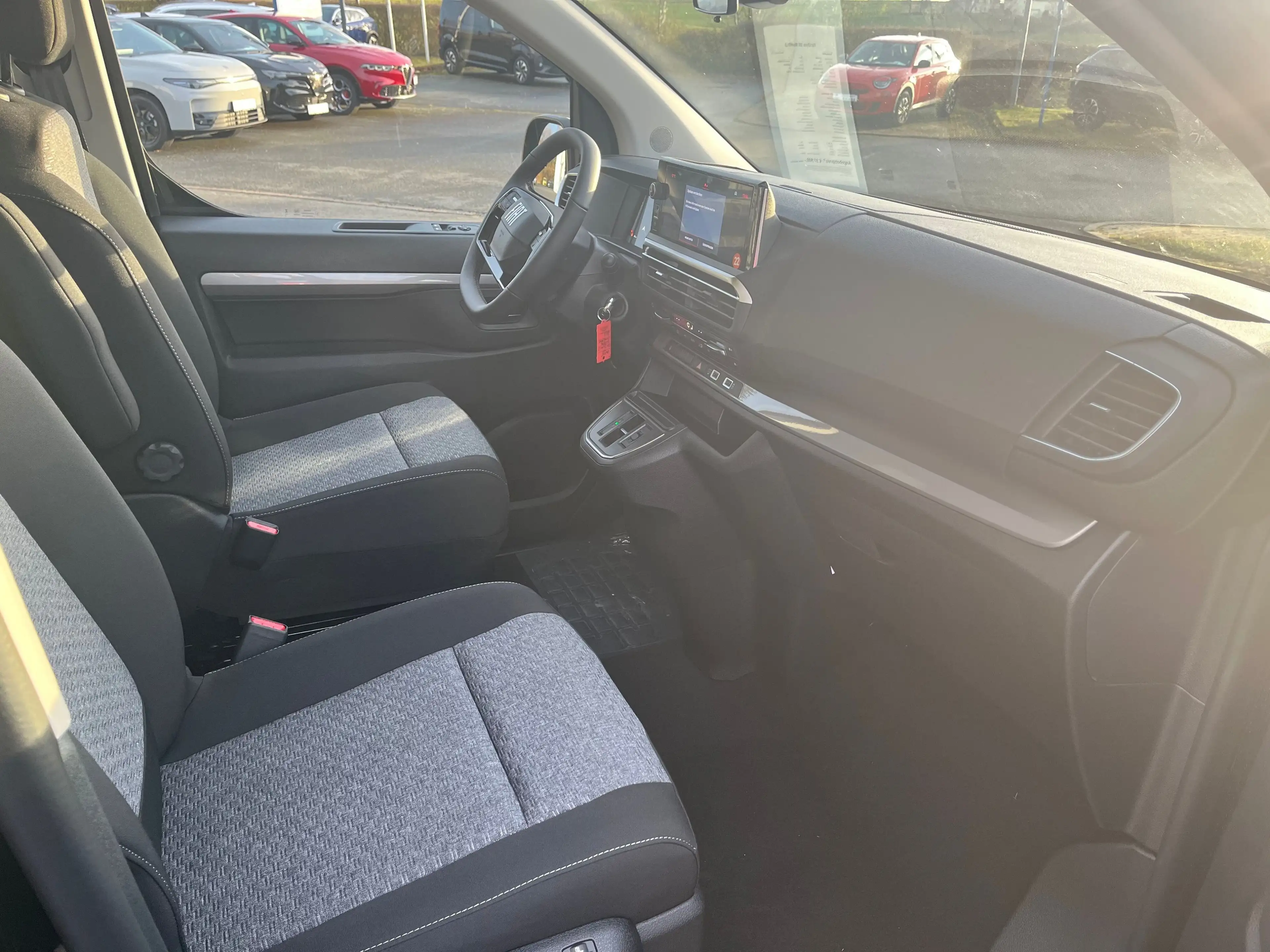 Fiat Ulysse 180 BlueHDi L3 — photo 10