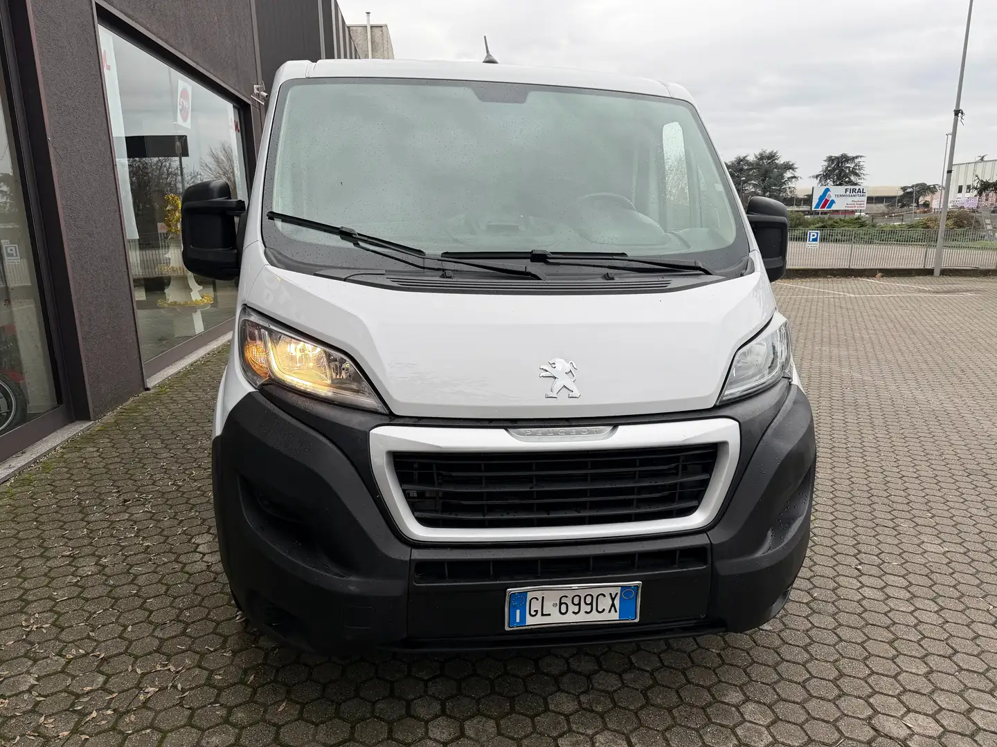 Peugeot Boxer 2.2 BLUE-HDI 328 L1H1 120S&S Blanc - 2