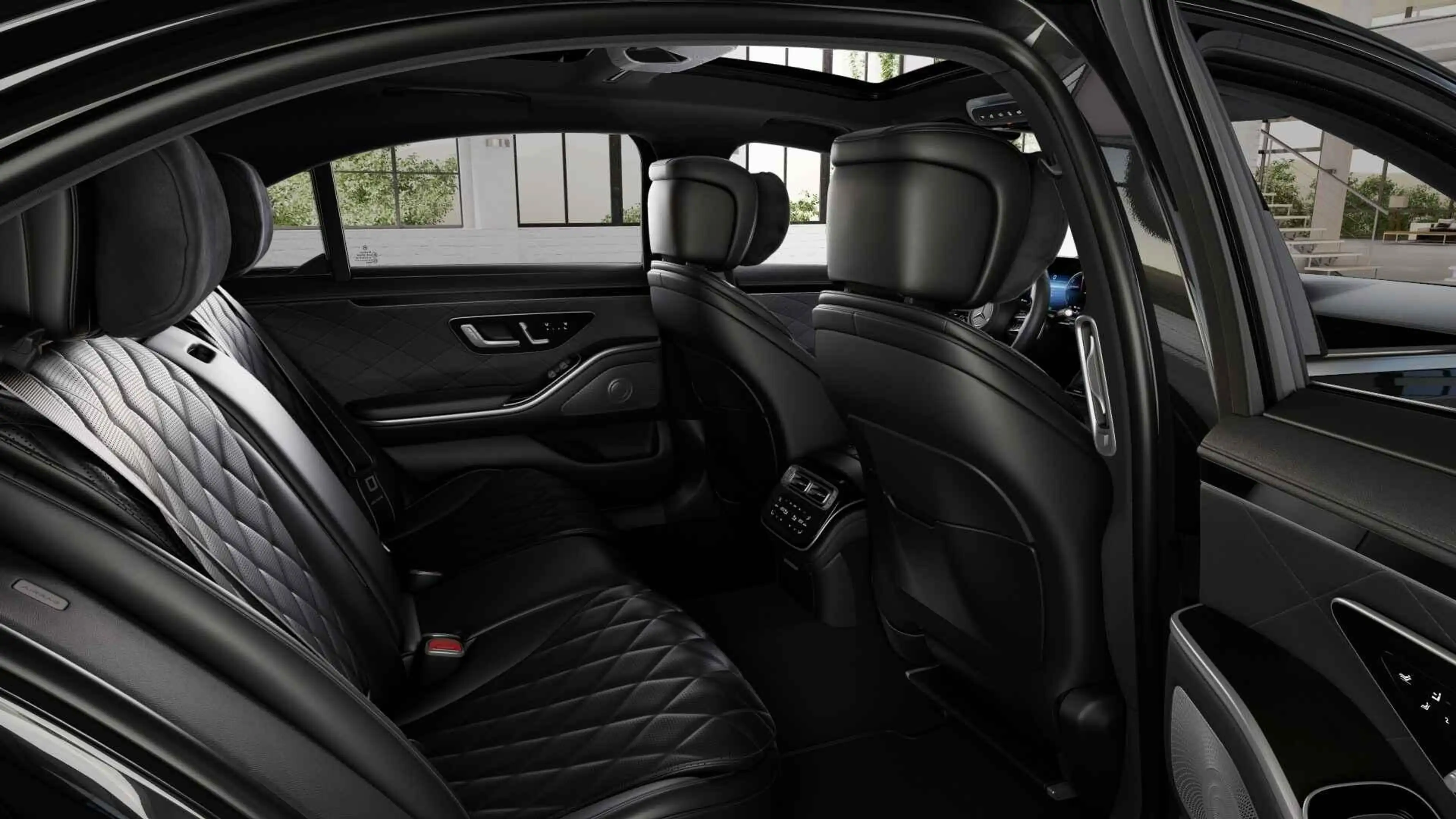 Mercedes-Benz S 580 e Lang AMG Line | Digital Light | Rear Executive p — photo 9