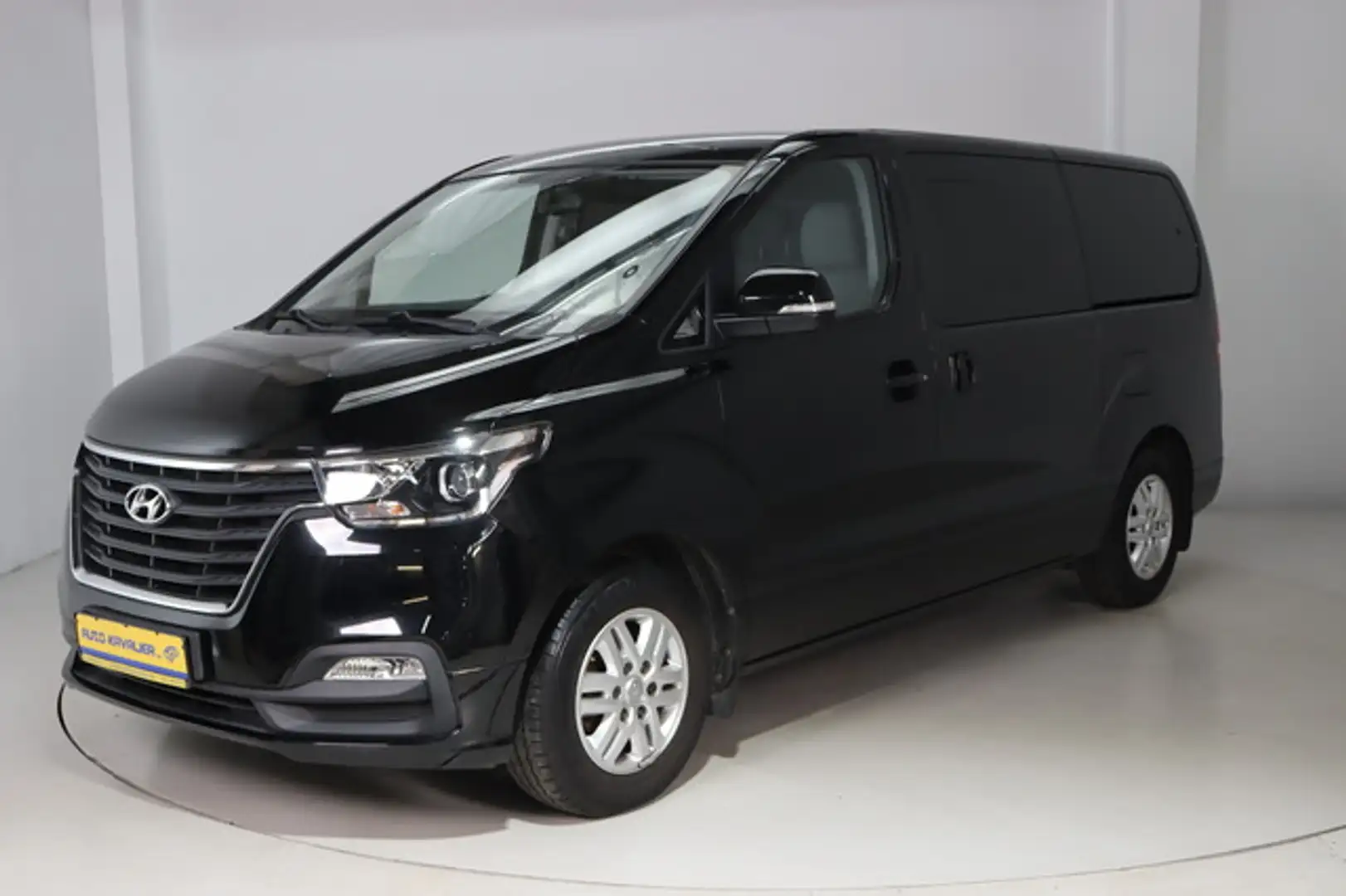 Hyundai H-1 H1 Travel Trend * Navi * DAB * 8-Sitzer Schwarz - 1