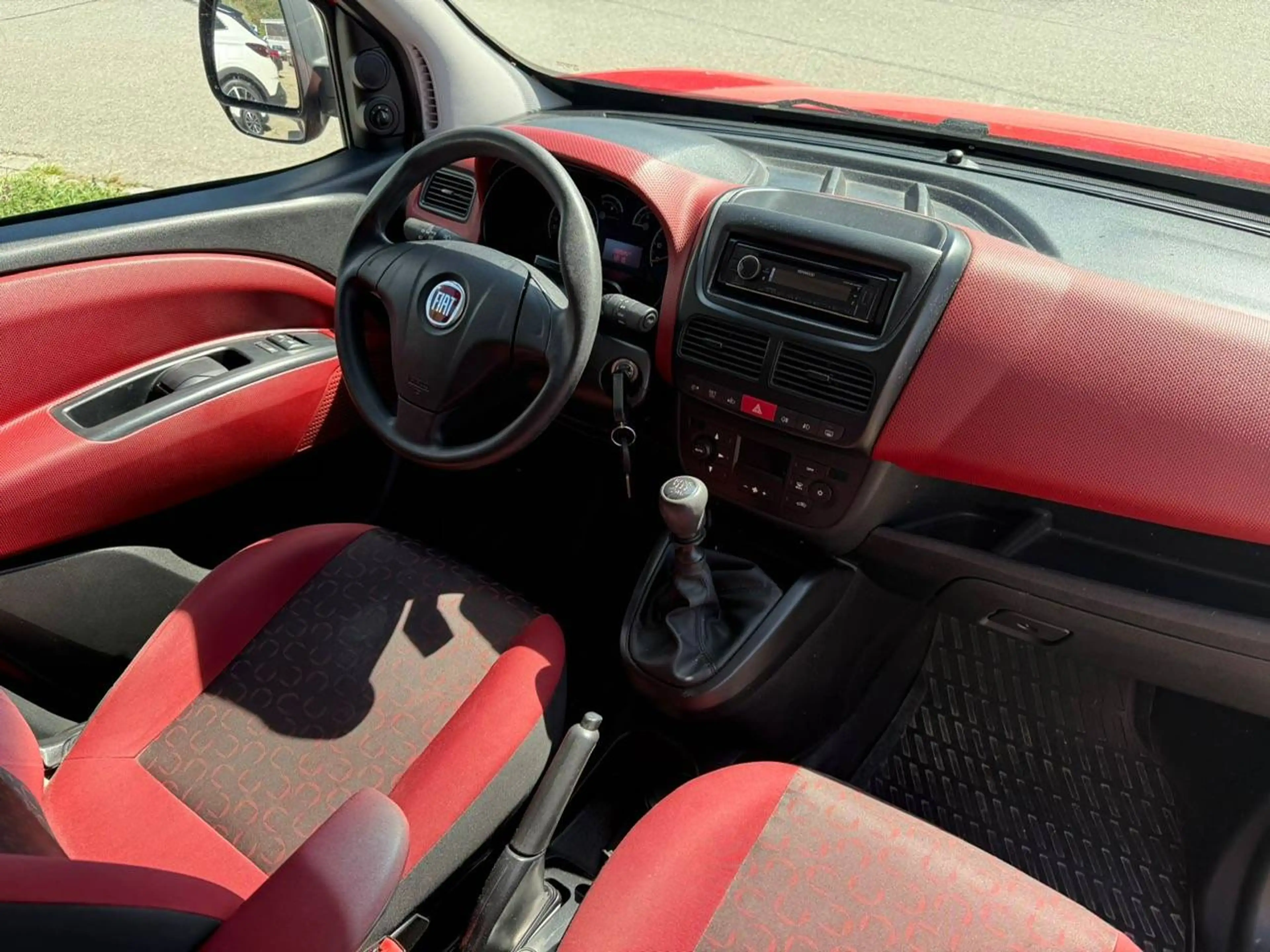 Fiat Doblo SX Maxi Kasten - 3,5t - AHK - LKW Zulassung - — photo 14
